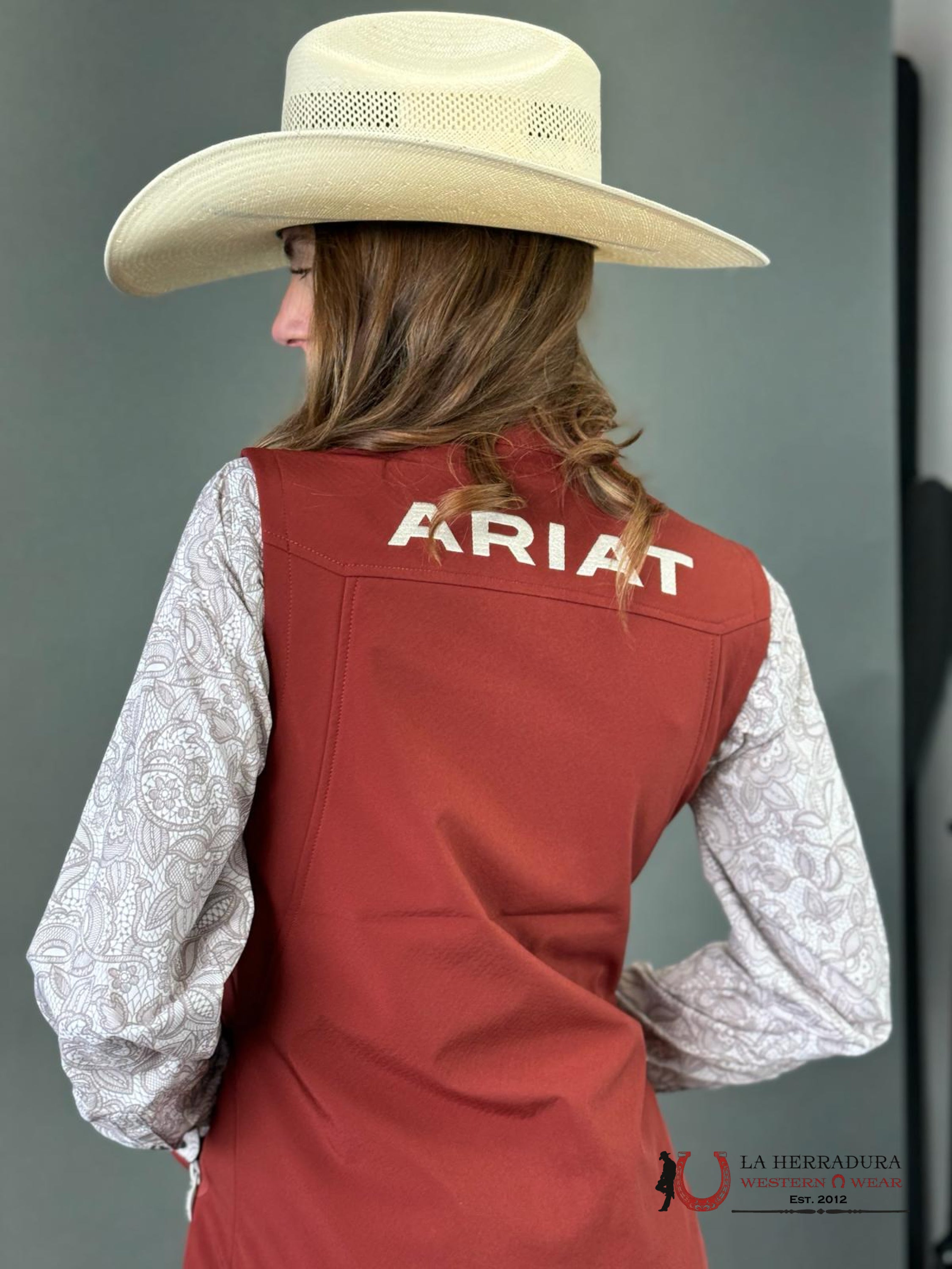 Women’s Ariat New Team Softshell Vest Fired Brick Ropa Mujeres