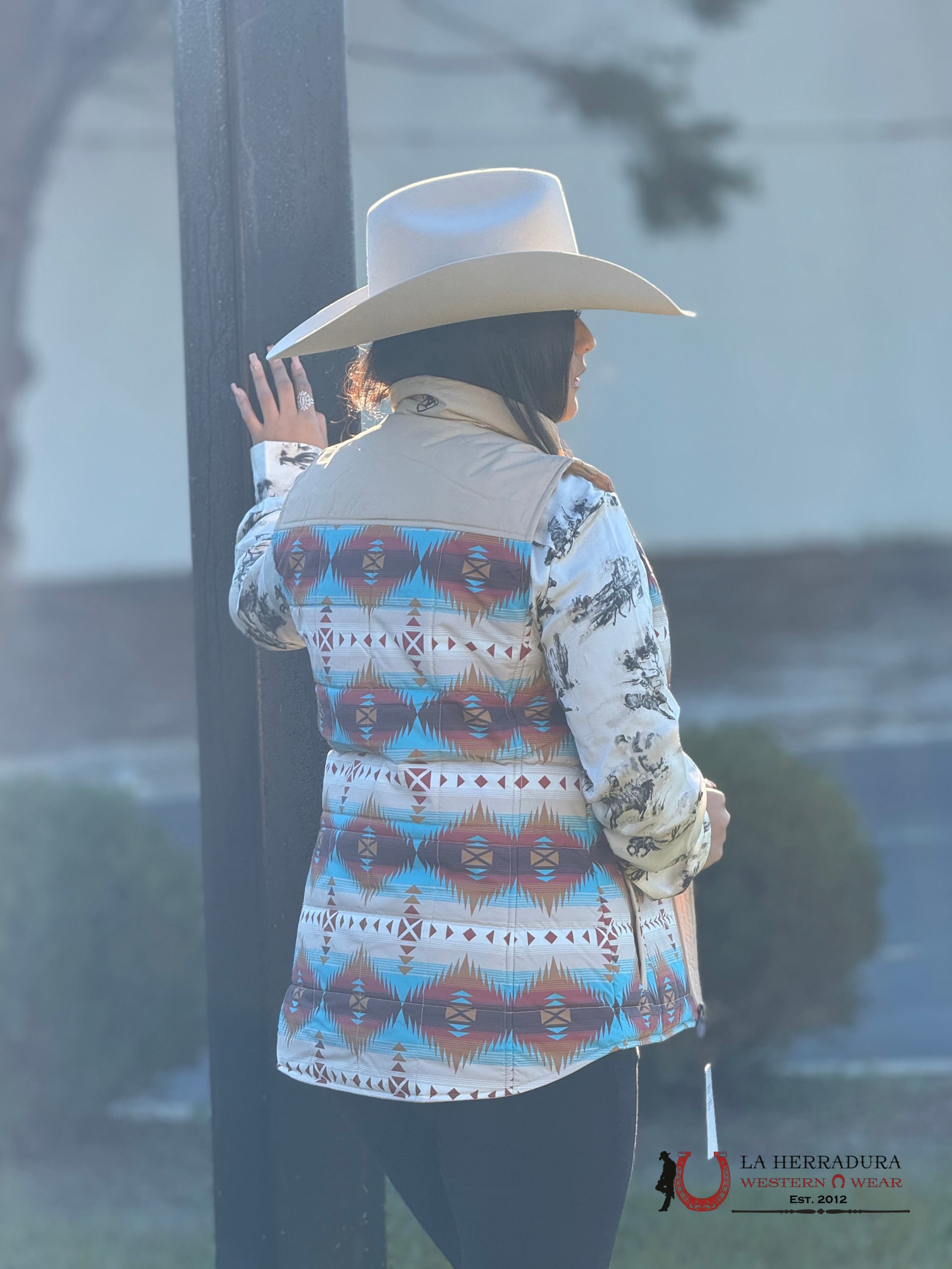 Women’s Ariat Serrano Southwest Print Cruins Vest-2832 Ropa Mujeres