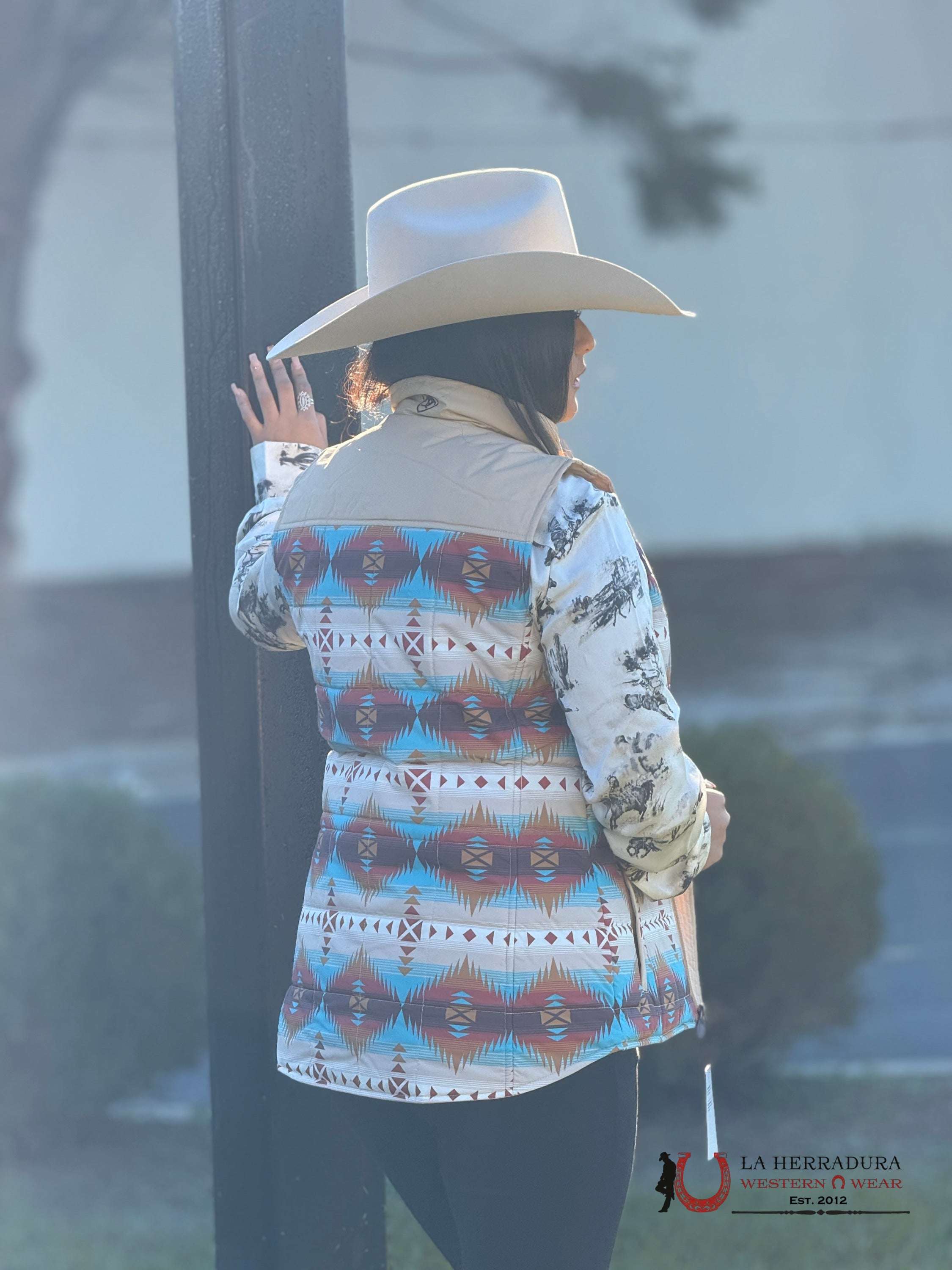 Women’s Ariat Serrano Southwest Print Cruins Vest-2832 Ropa Mujeres