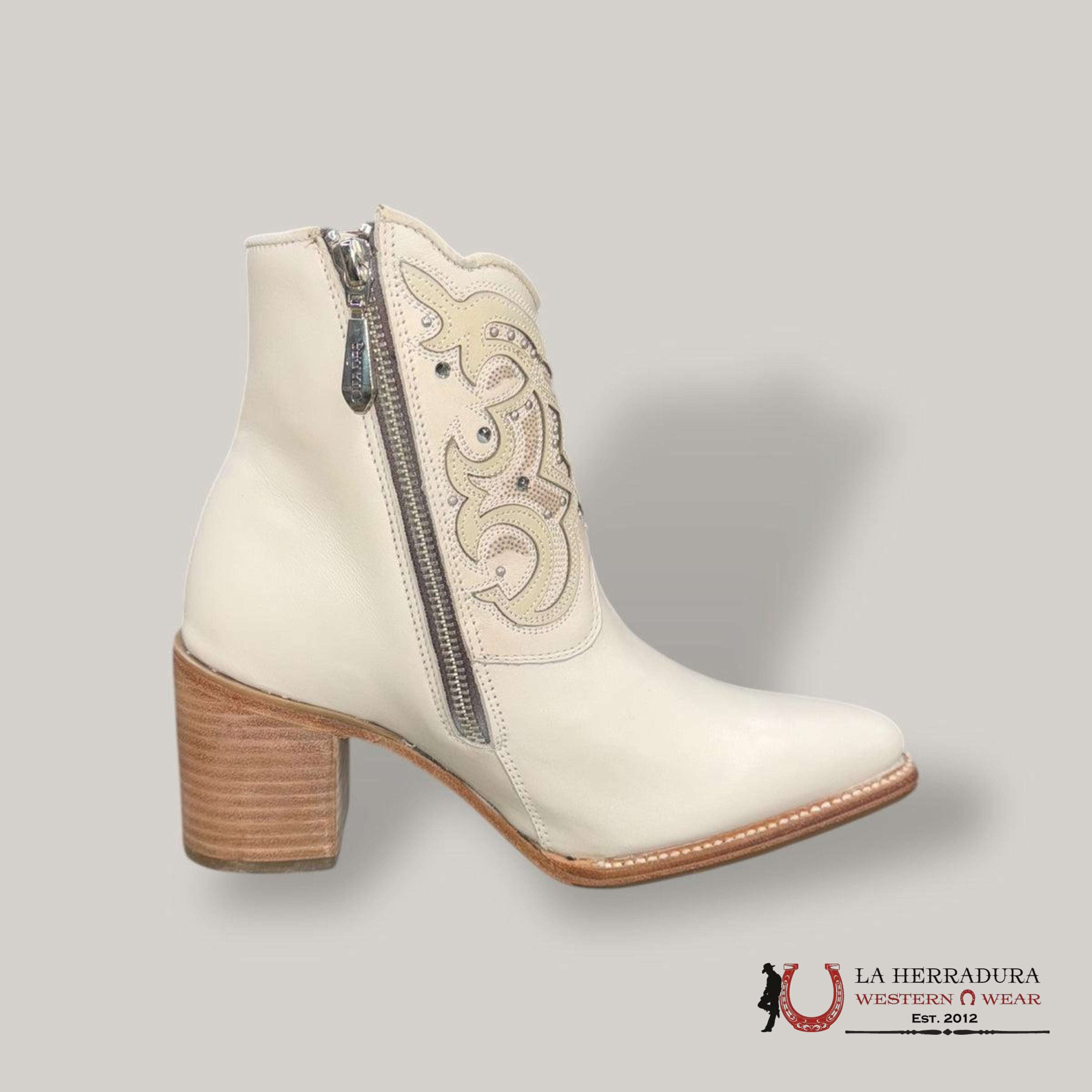 WOMENS CUADRA BOTÍN MIKONOS LATE WHITE OVERLAY & STUDS & FRINGE POINTED TOE BOTAS MUJERES
