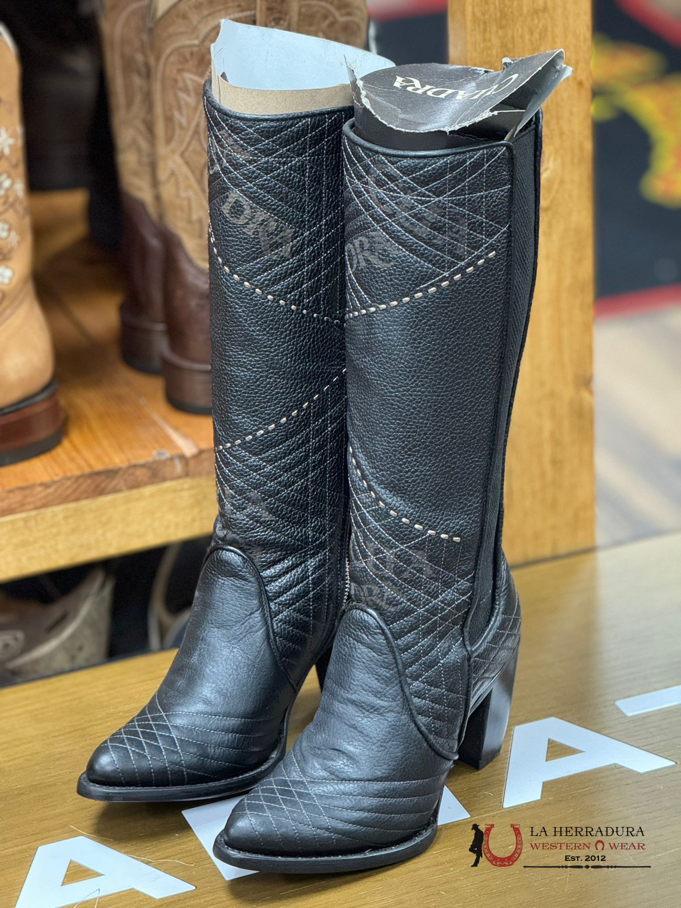 Womens Cuadra De Res Santana Negro Round Toe Botas Mujeres