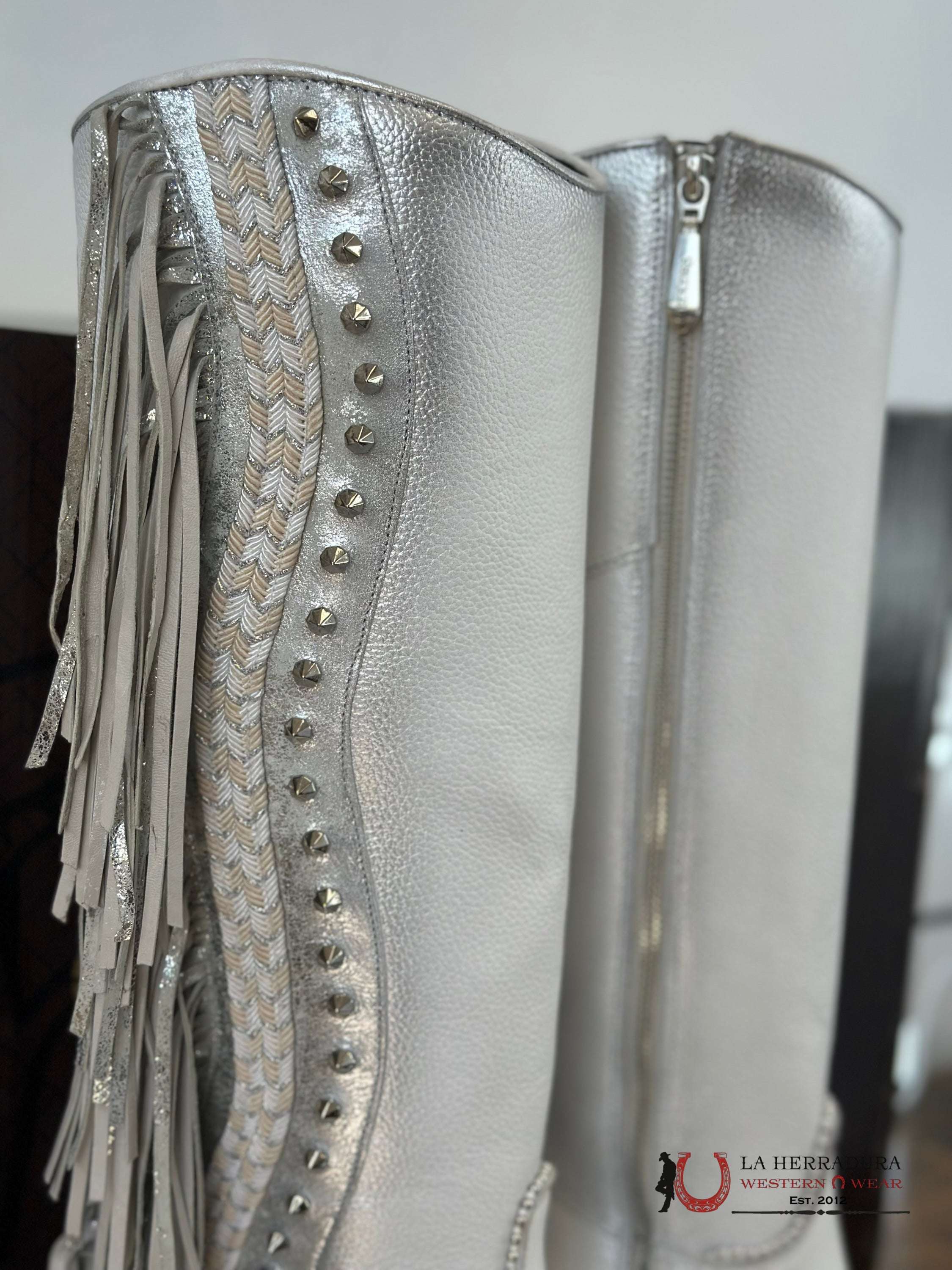 Womens Cuadra Res Cordova White Zipper & Studs Fringe Point Toe Tall Boot Botas Mujeres