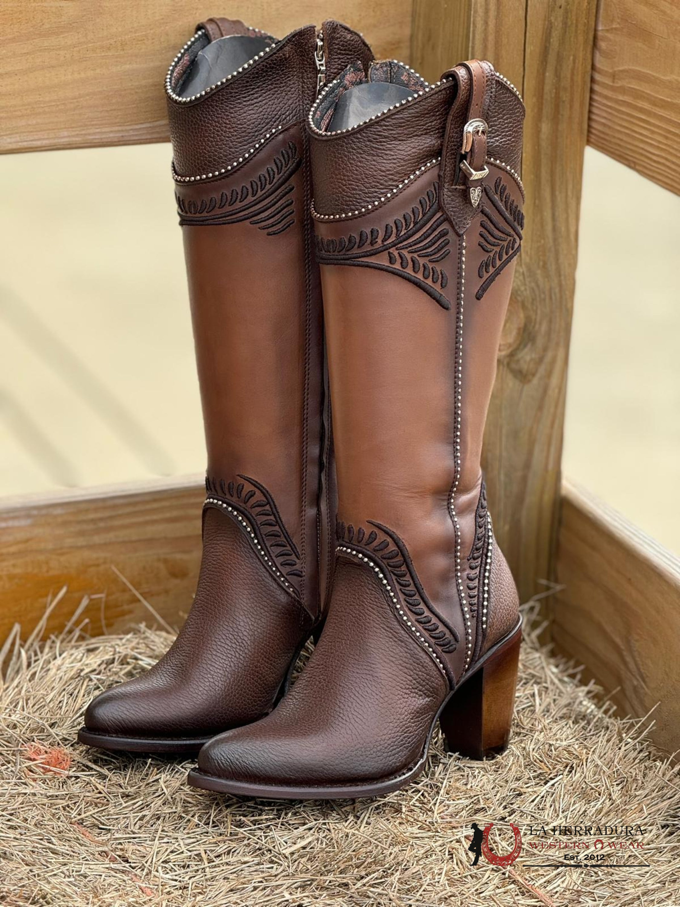 Women’s Cuadra Tall Boot Res Damasco Chocolate Embroidery Round Toe Botas Mujeres