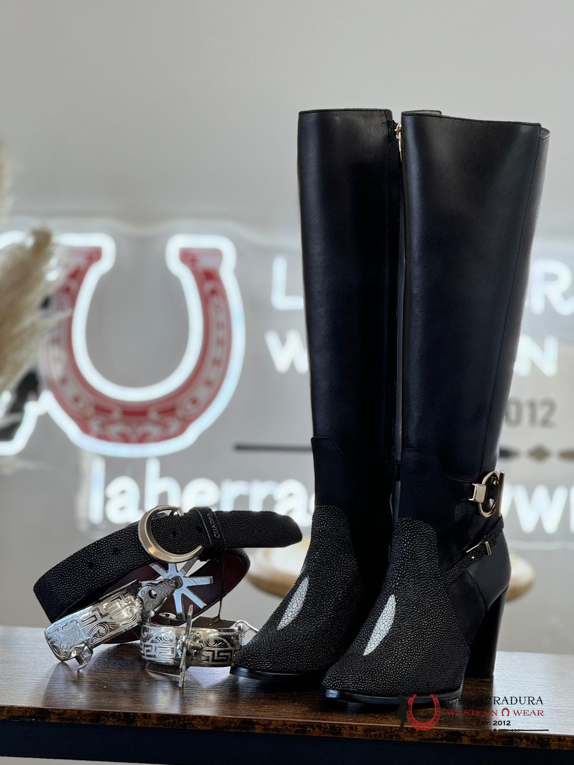 Women’s Franco Cuadra Tall Boot Stingray Velvet Black Botas Mujeres