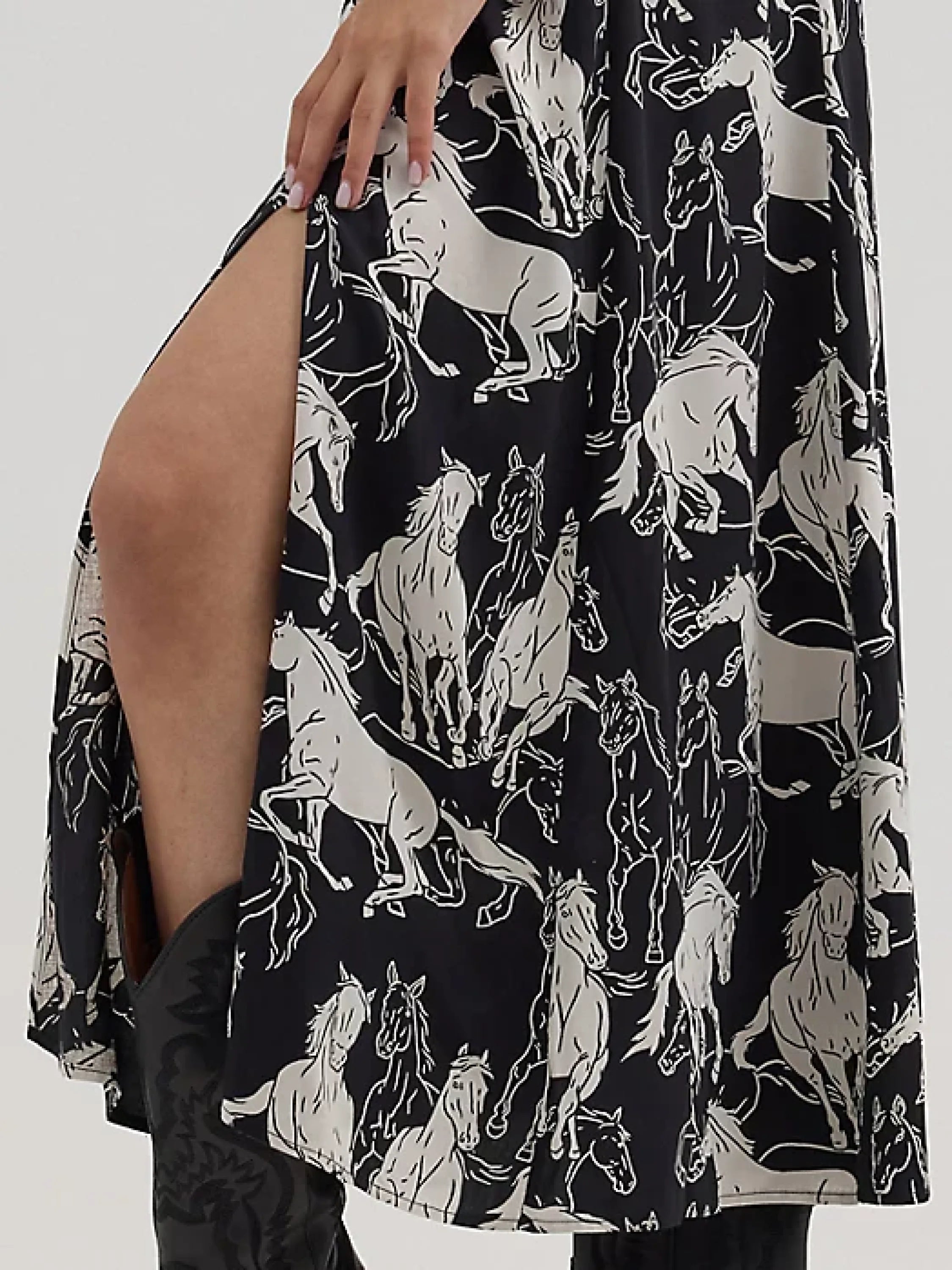 WOMEN’S WESTERN TANK MAXI DRESS BW Horses - 4414 ROPA MUJERES