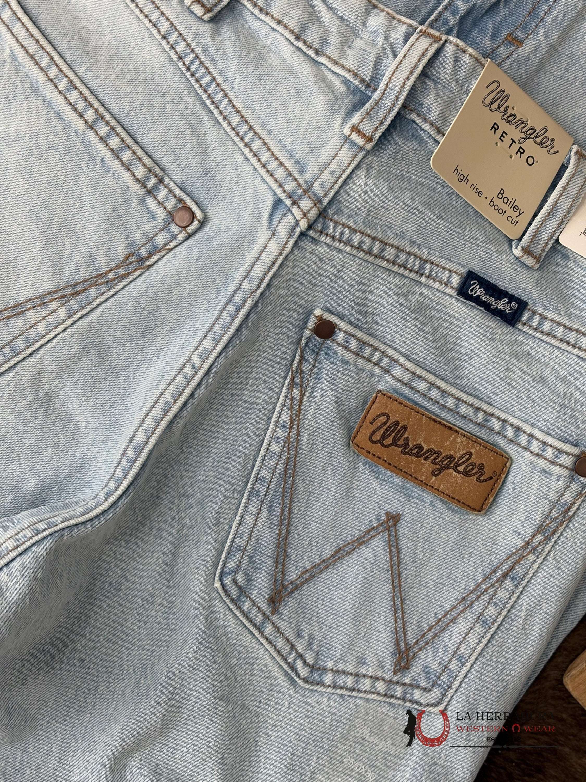 WOMENS WRANGLER BAILEY HIGH RISE BOOTCUT LIGHT WASHED ROPA MUJERES