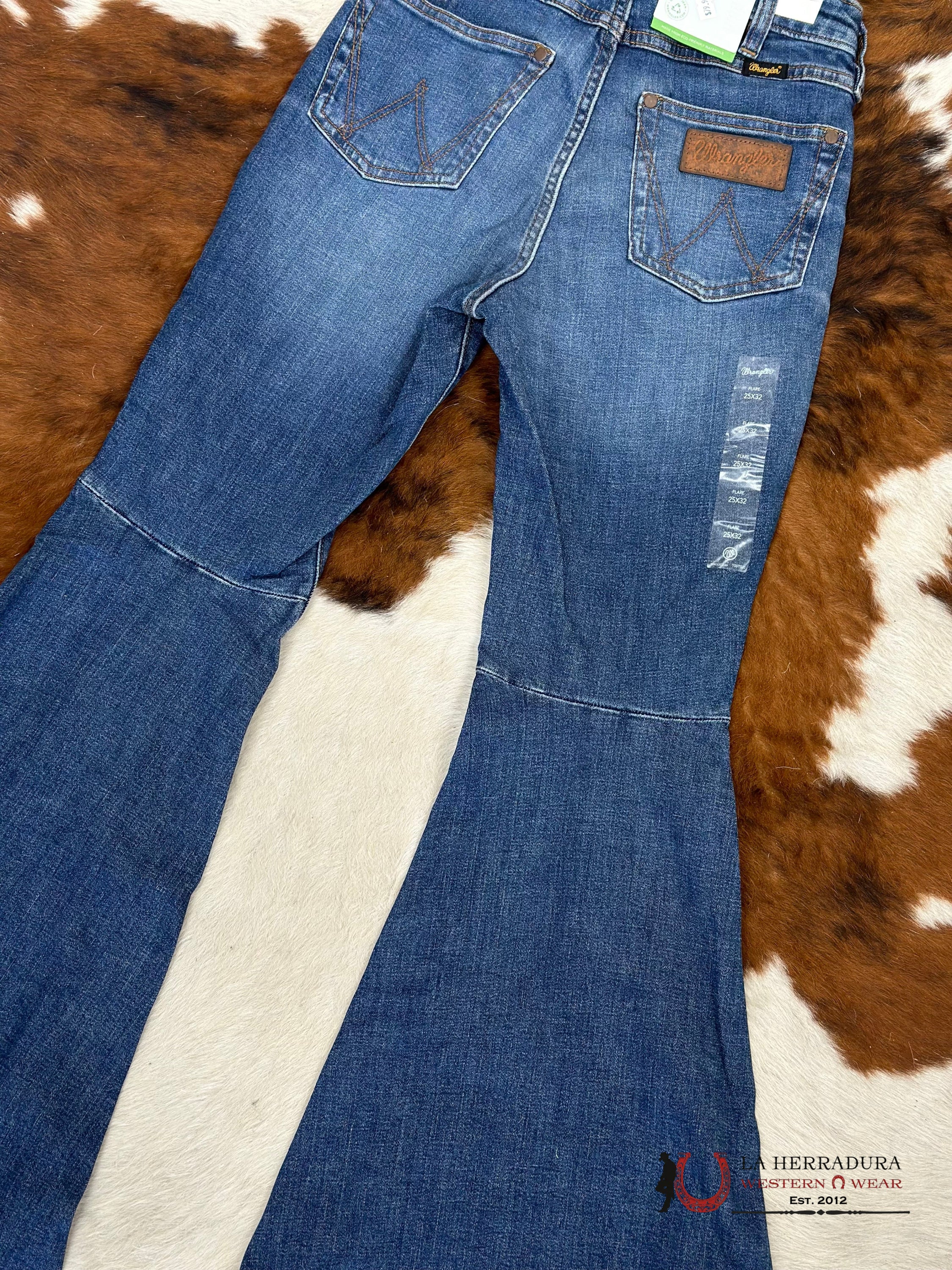 Womens Wrangler Classic Blue Flare Jean Ropa Mujeres