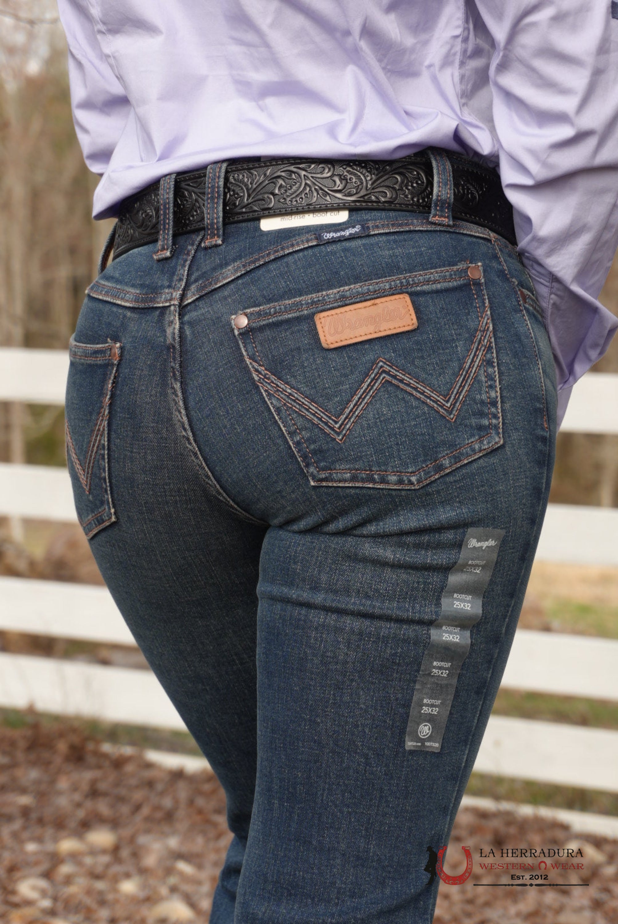 WOMENS WRANGLER MAE MID-RISE BOOT CUT ROPA MUJERES