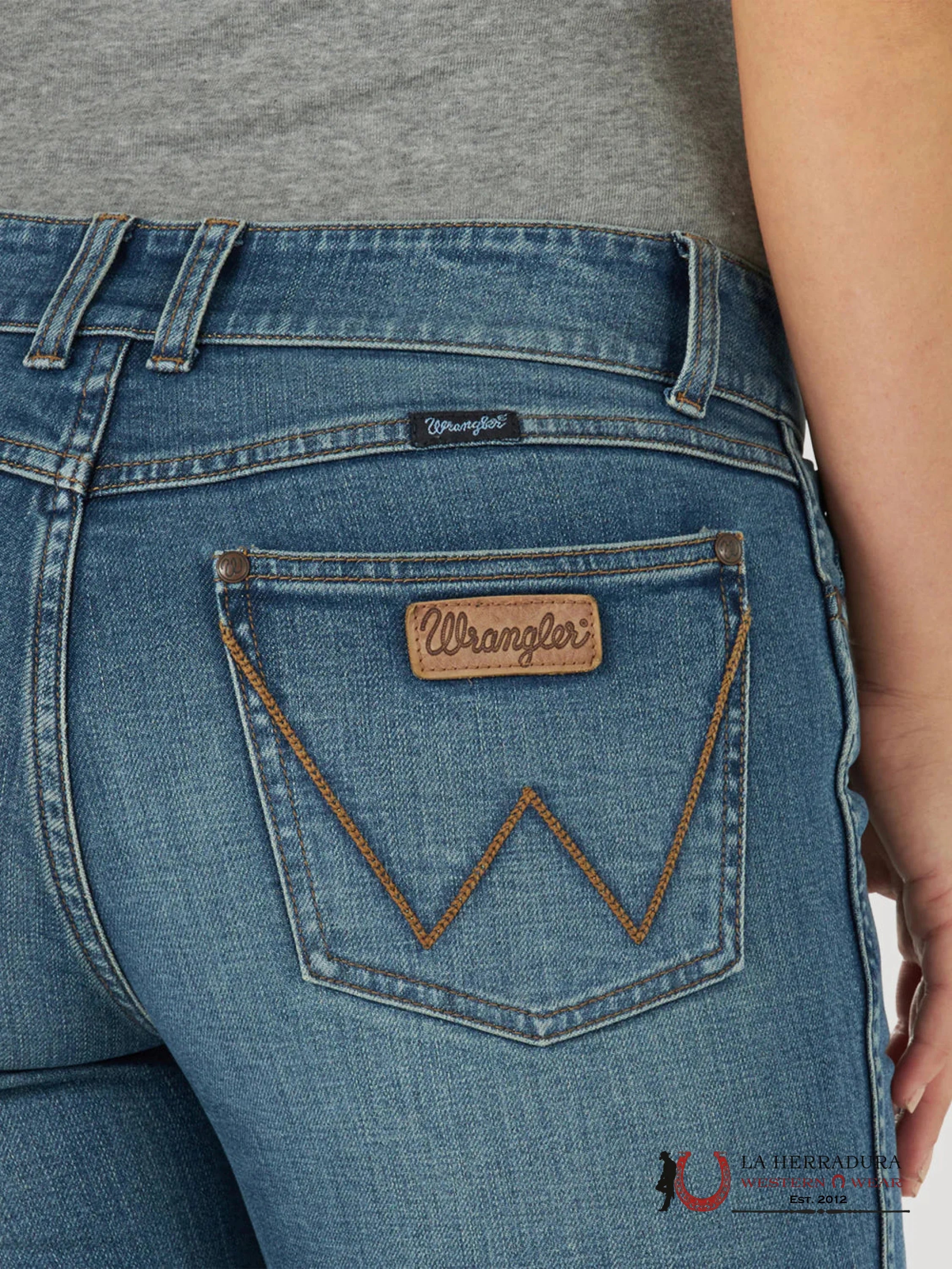 WOMENS WRANGLER MAE MID-RISE SADIE BOOT CUT 112317793 ROPA MUJERES