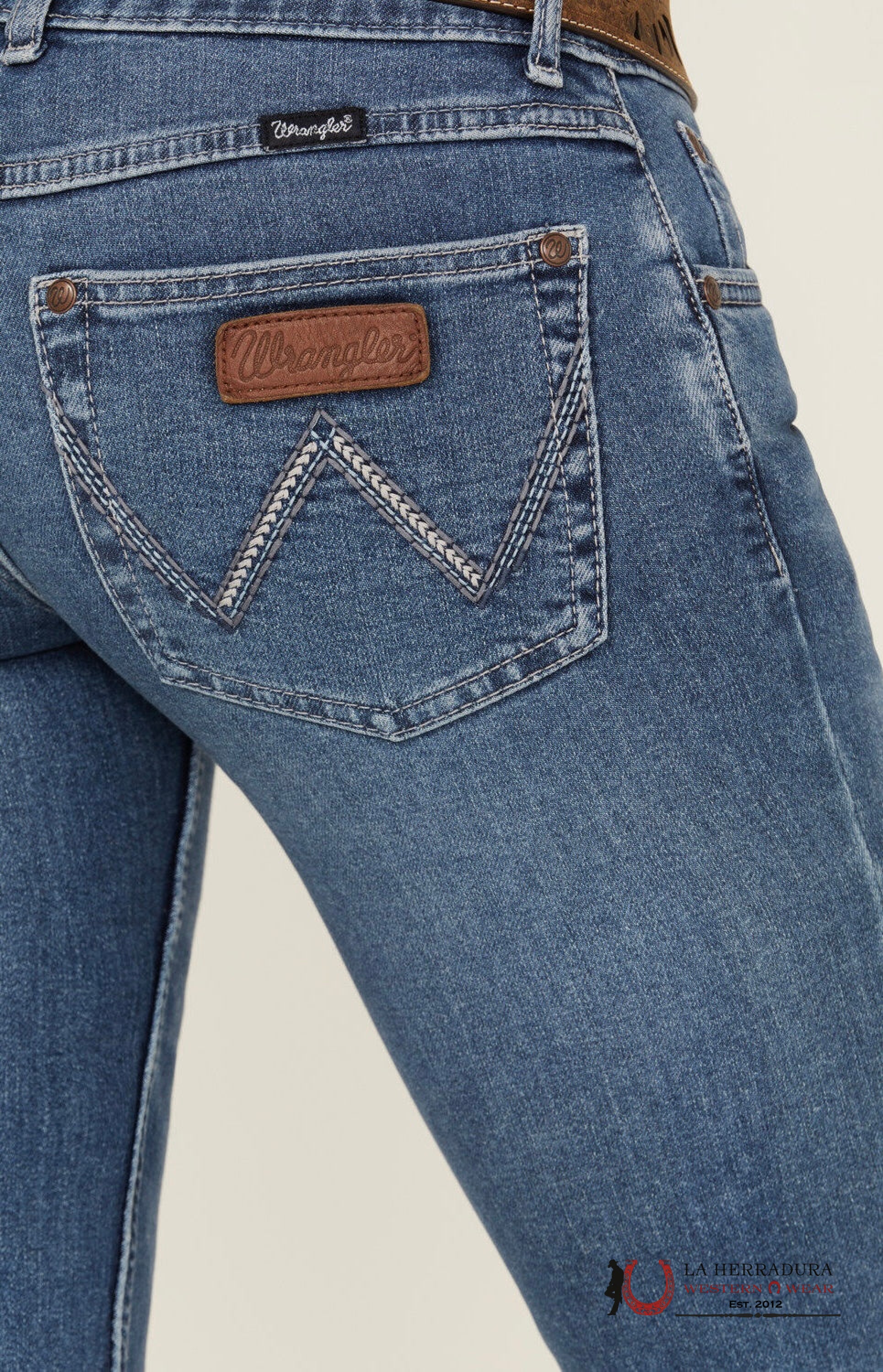 WOMEN’S WRANGLER SADIE LOW RISE BOOT CUT JEAN 112338906 ROPA MUJERES