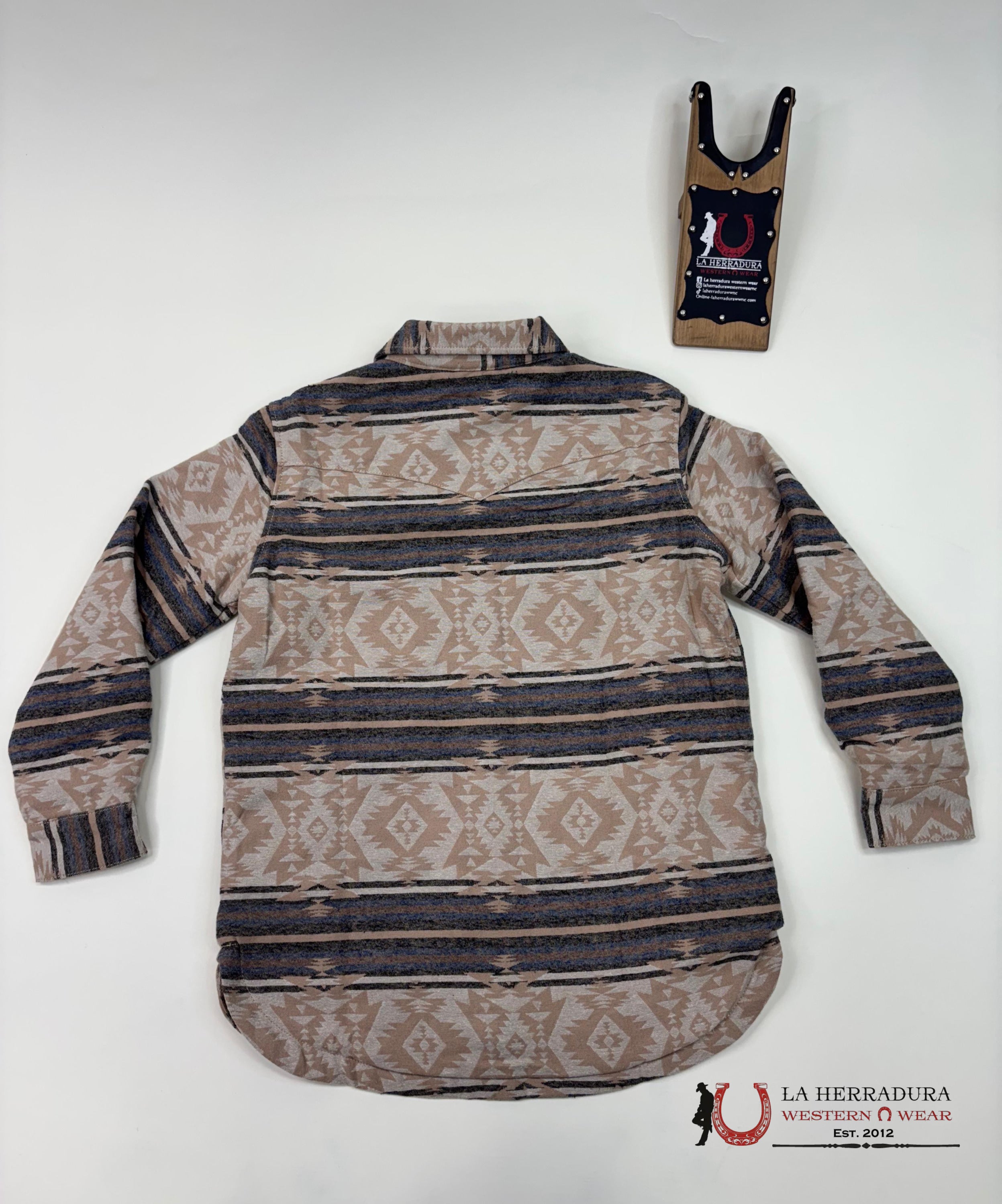 Women’s Wrangler Southwestern Print Shacket In Doe Stripe Ropa Mujeres