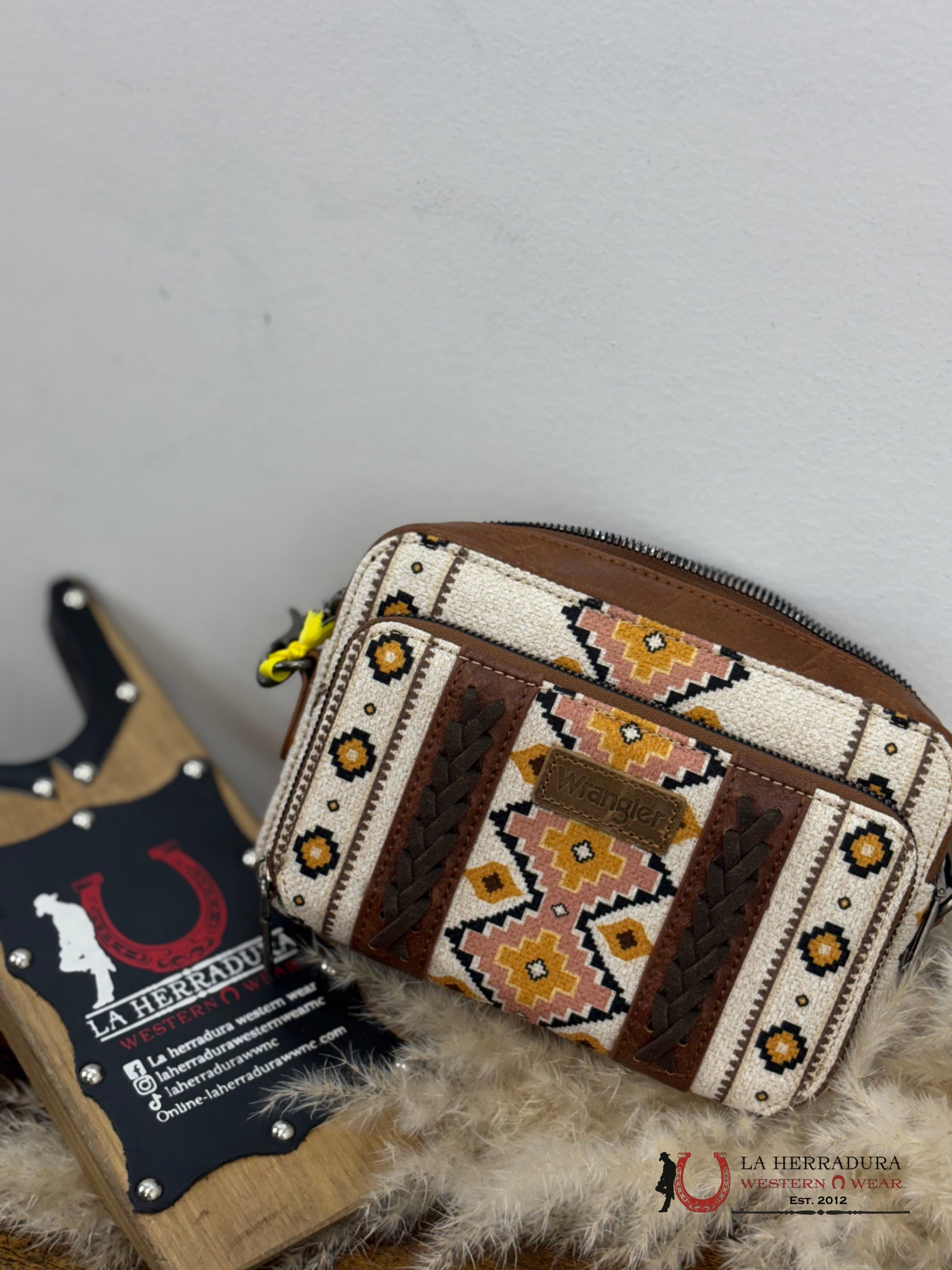 Wrangler Aztec Crossbody Ropa Mujeres