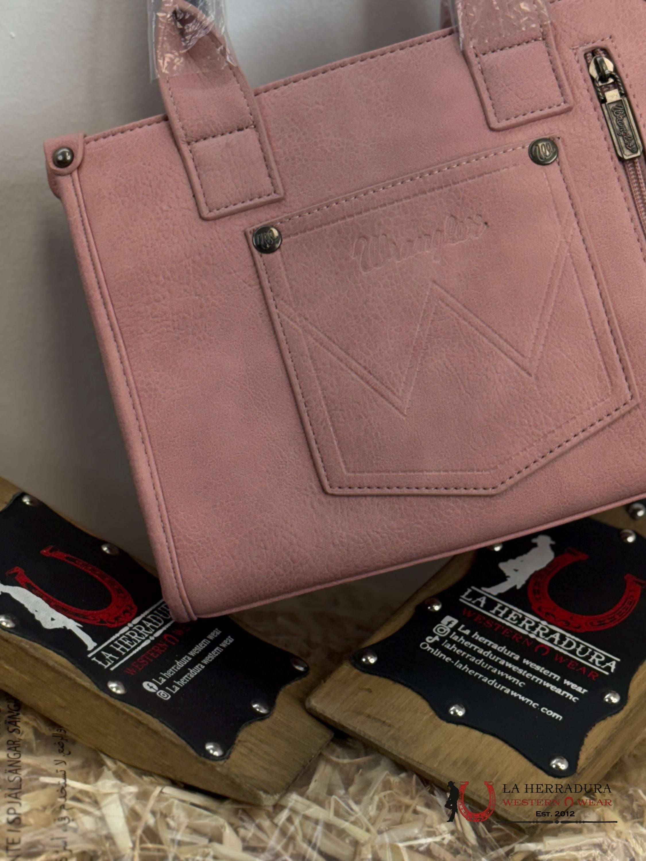 Wrangler Aztec Pink Cow Print Bag Ropa Mujeres