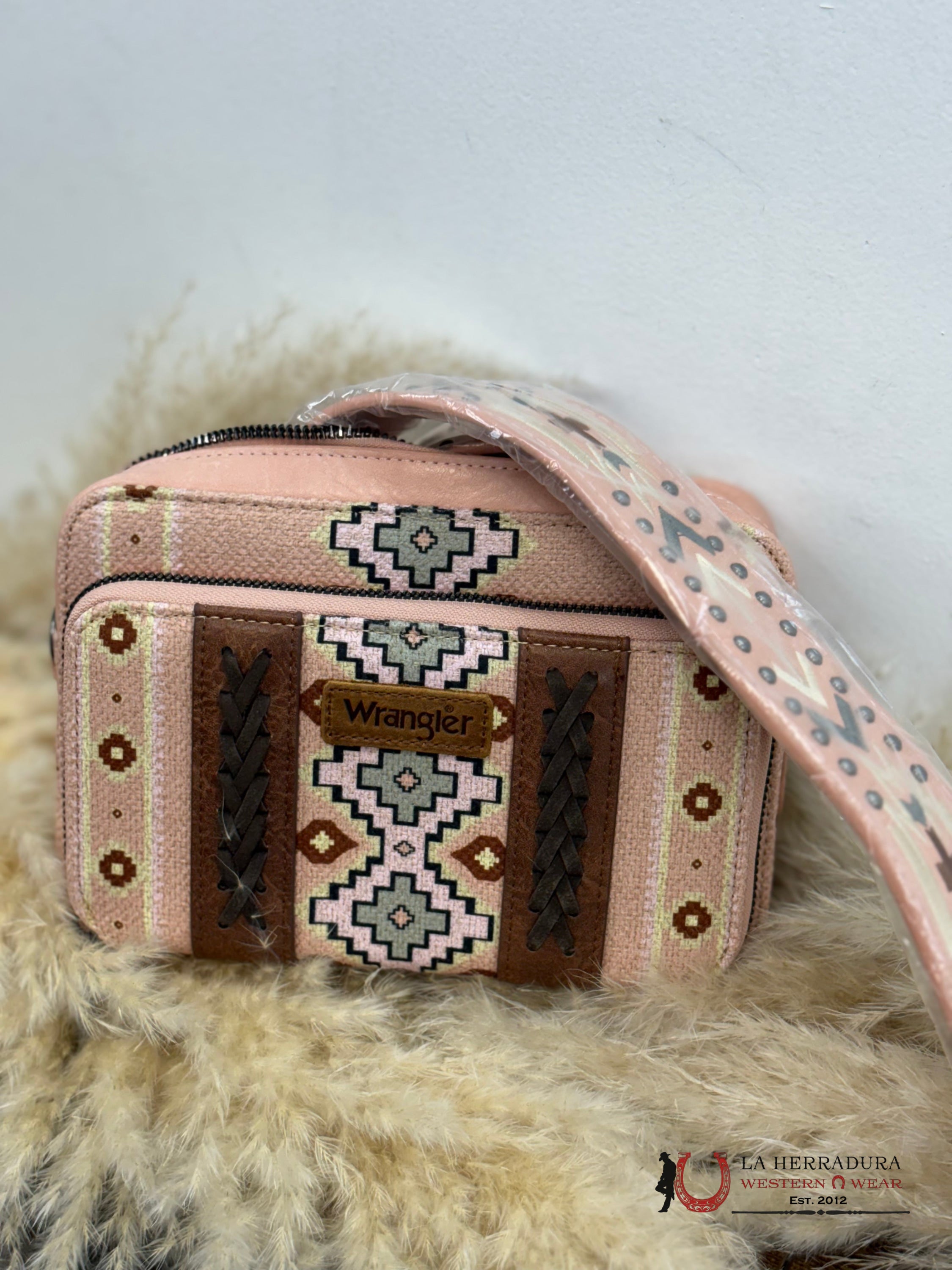 Wrangler Aztec Pink Crossbody Ropa Mujeres