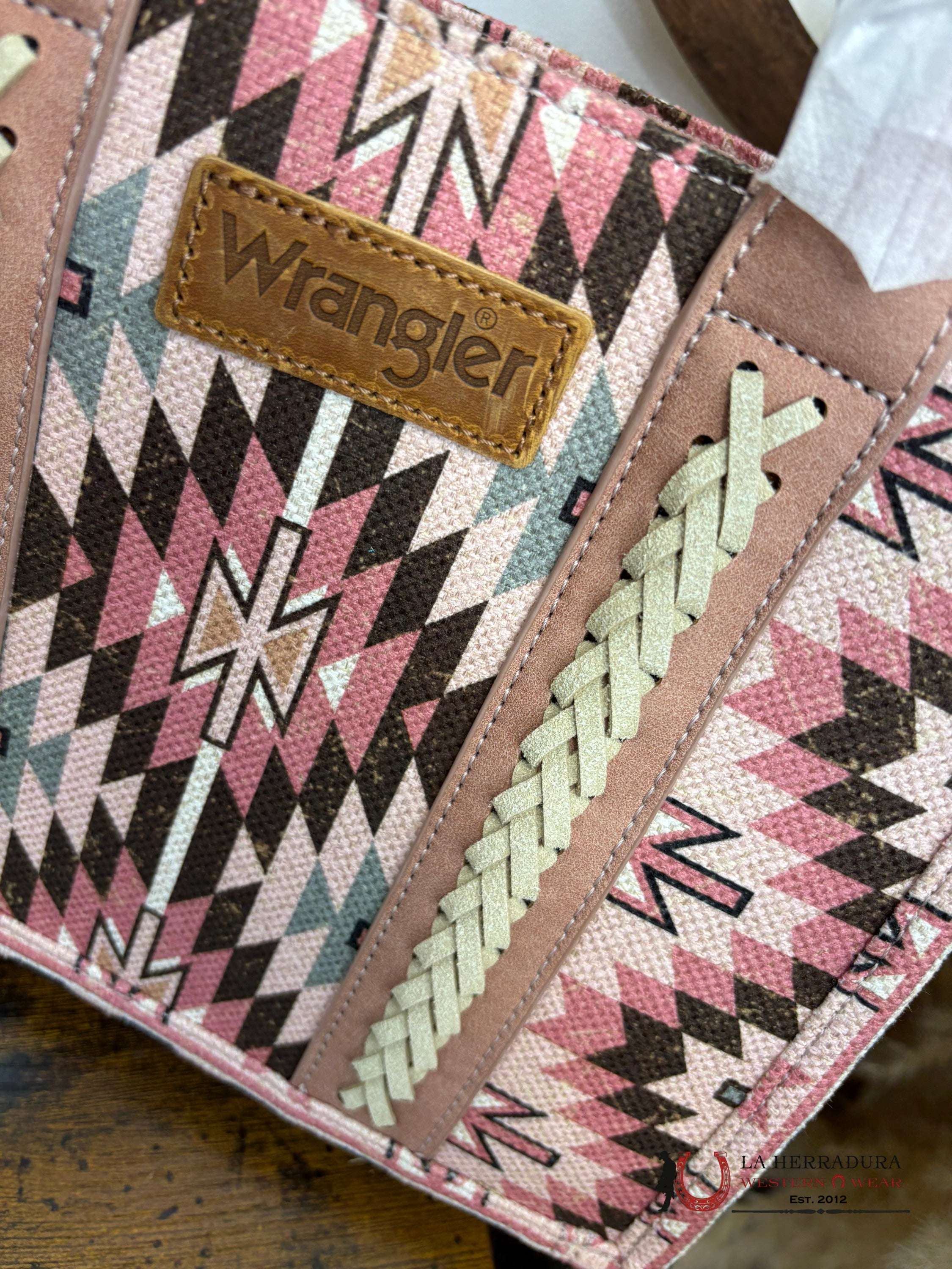 Wrangler Azteca Pink Bag Ropa Mujeres
