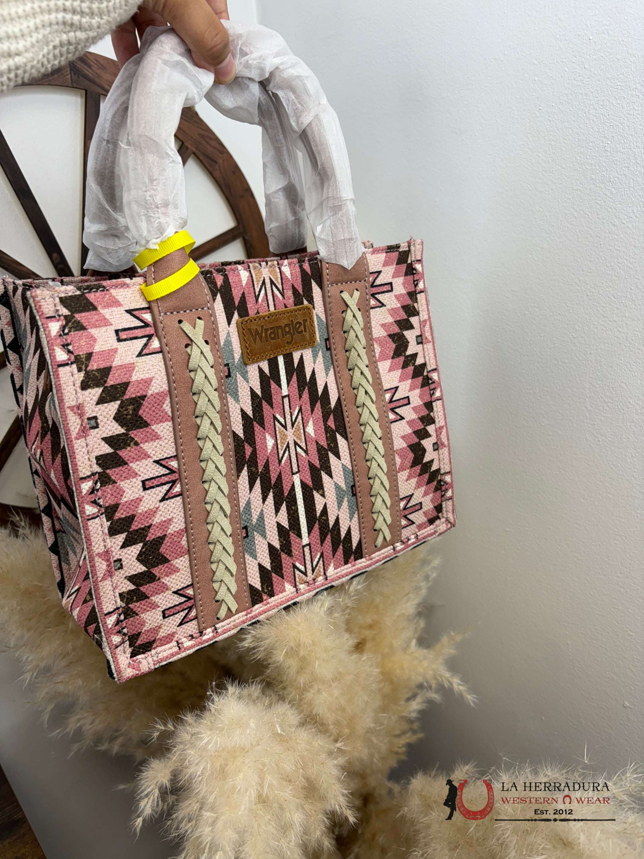 Wrangler Azteca Pink Bag Ropa Mujeres