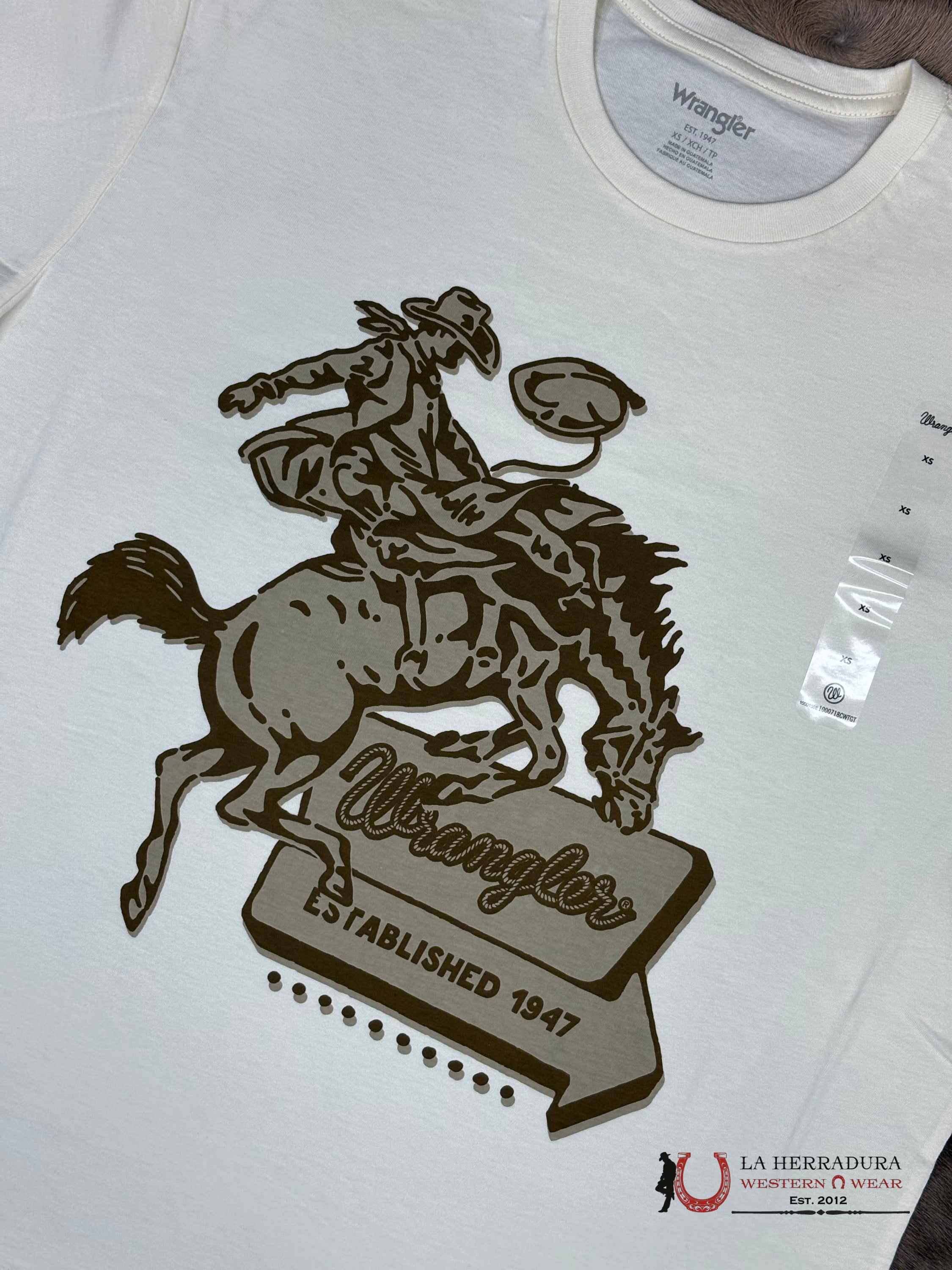 Wrangler Beige With Cowboy Design Short Sleeve Shirt - 1893 ROPA HOMBRES