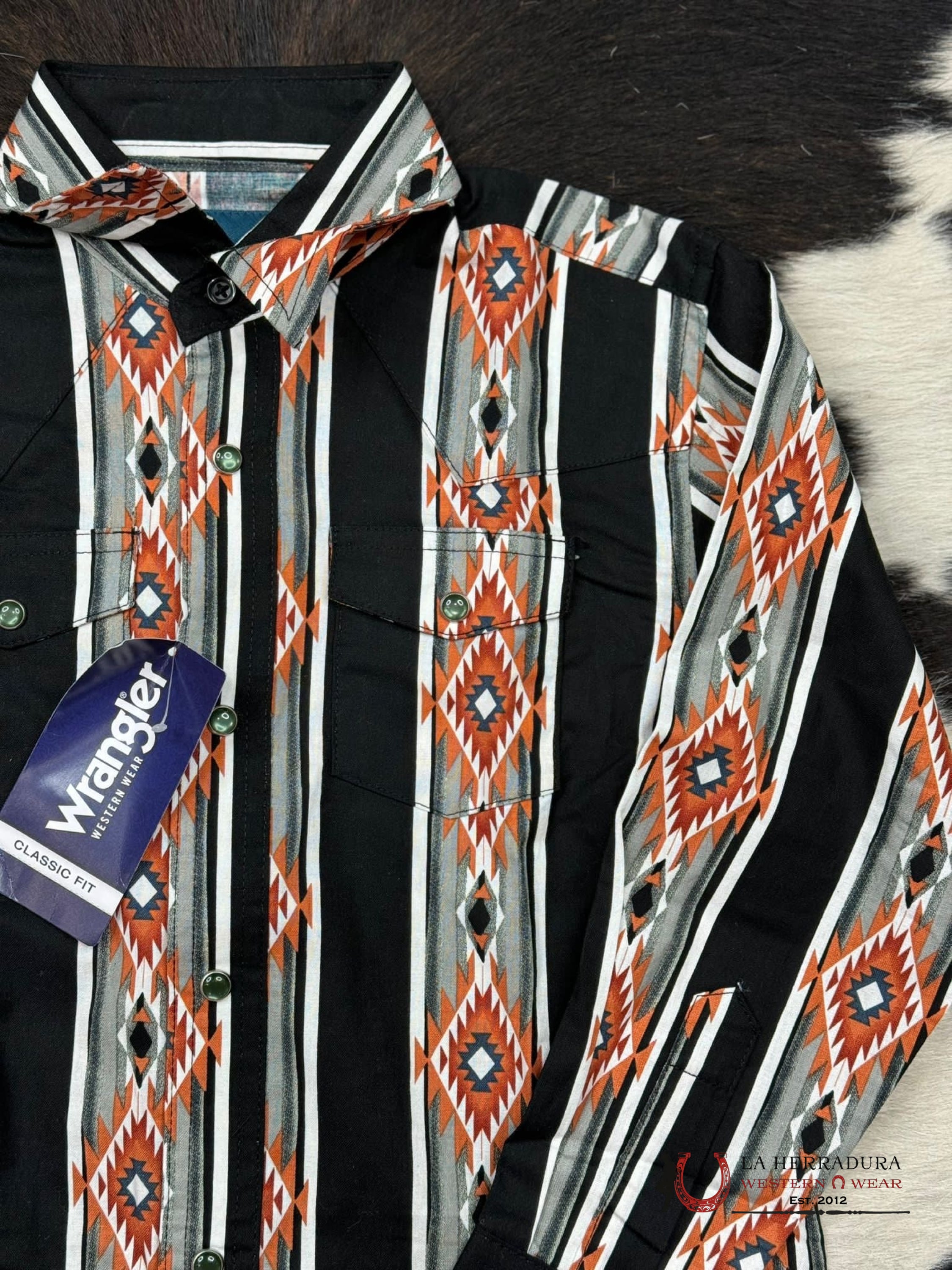Wrangler Black Orange Aztec Long Sleeve Snap Niños