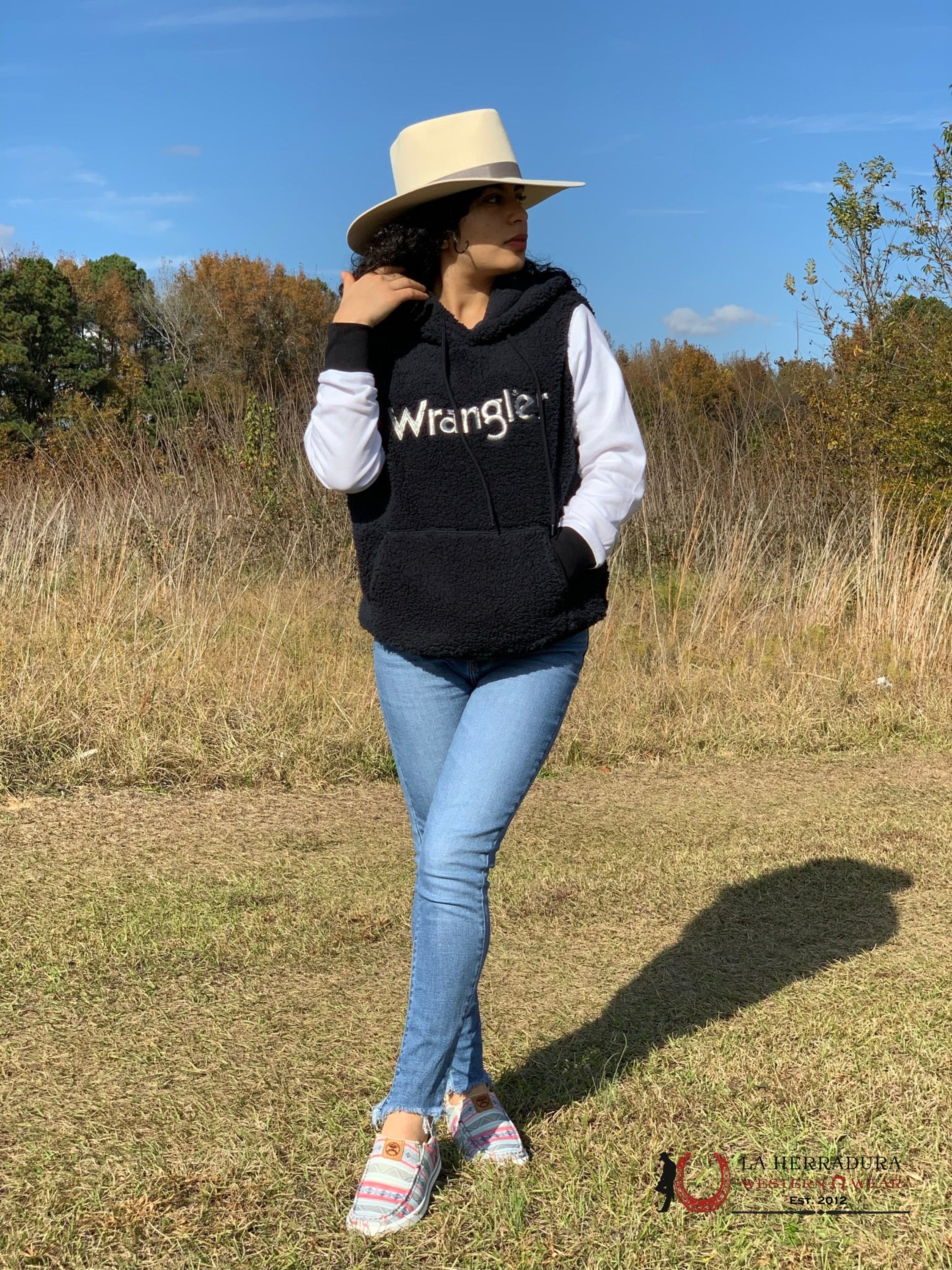 Wrangler Hoodie For Women Black-Logo Blanco Ropa Mujeres