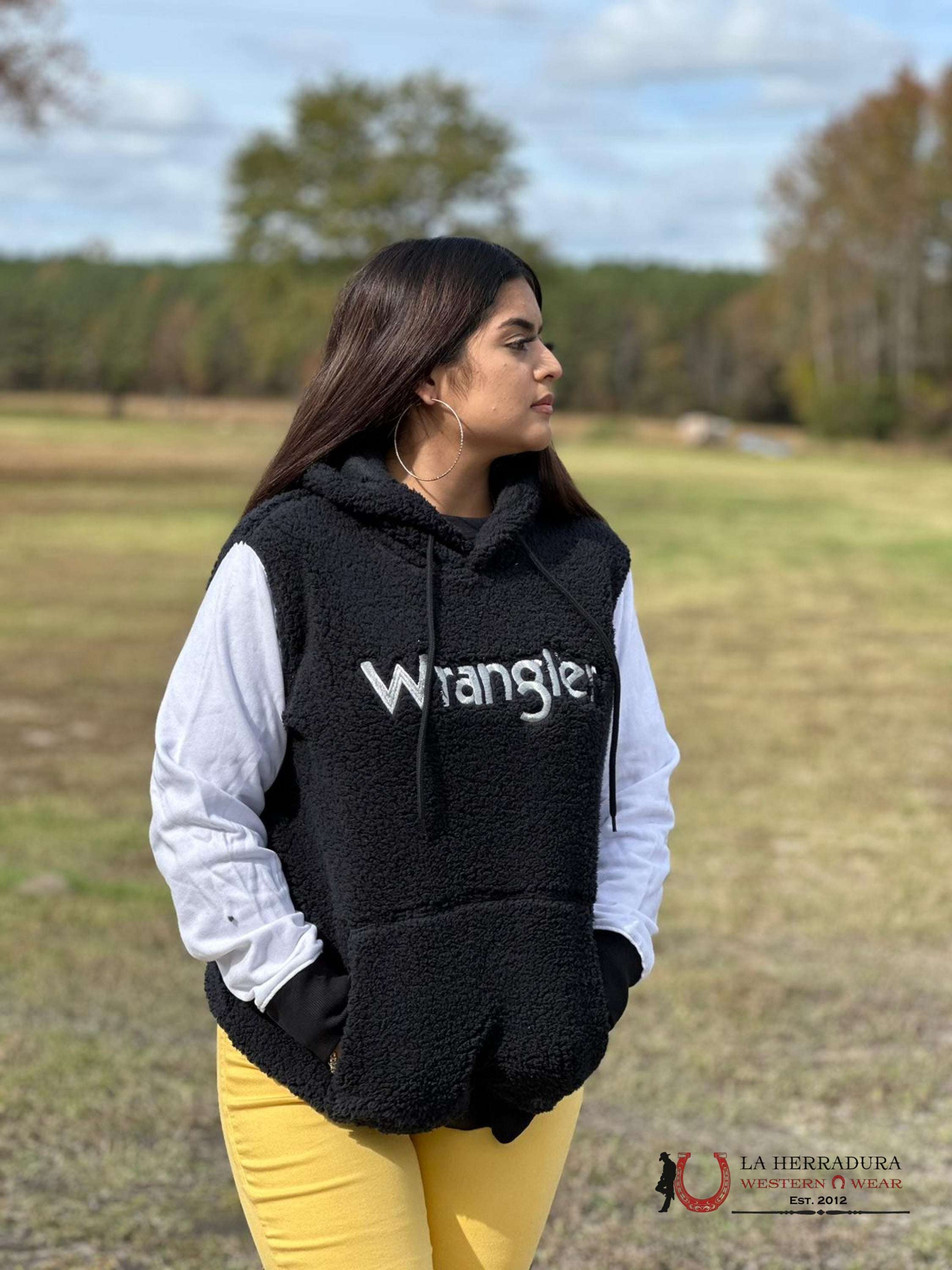 Wrangler Hoodie For Women Black-Logo Blanco Ropa Mujeres
