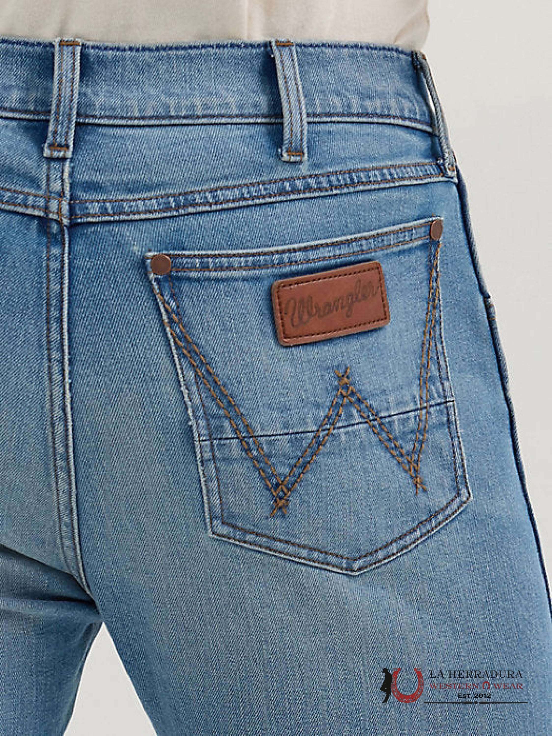 WRANGLER MEN’S JEANS RETRO SLIM BOOT: 5300-77MWZ WRANGLER JEANS