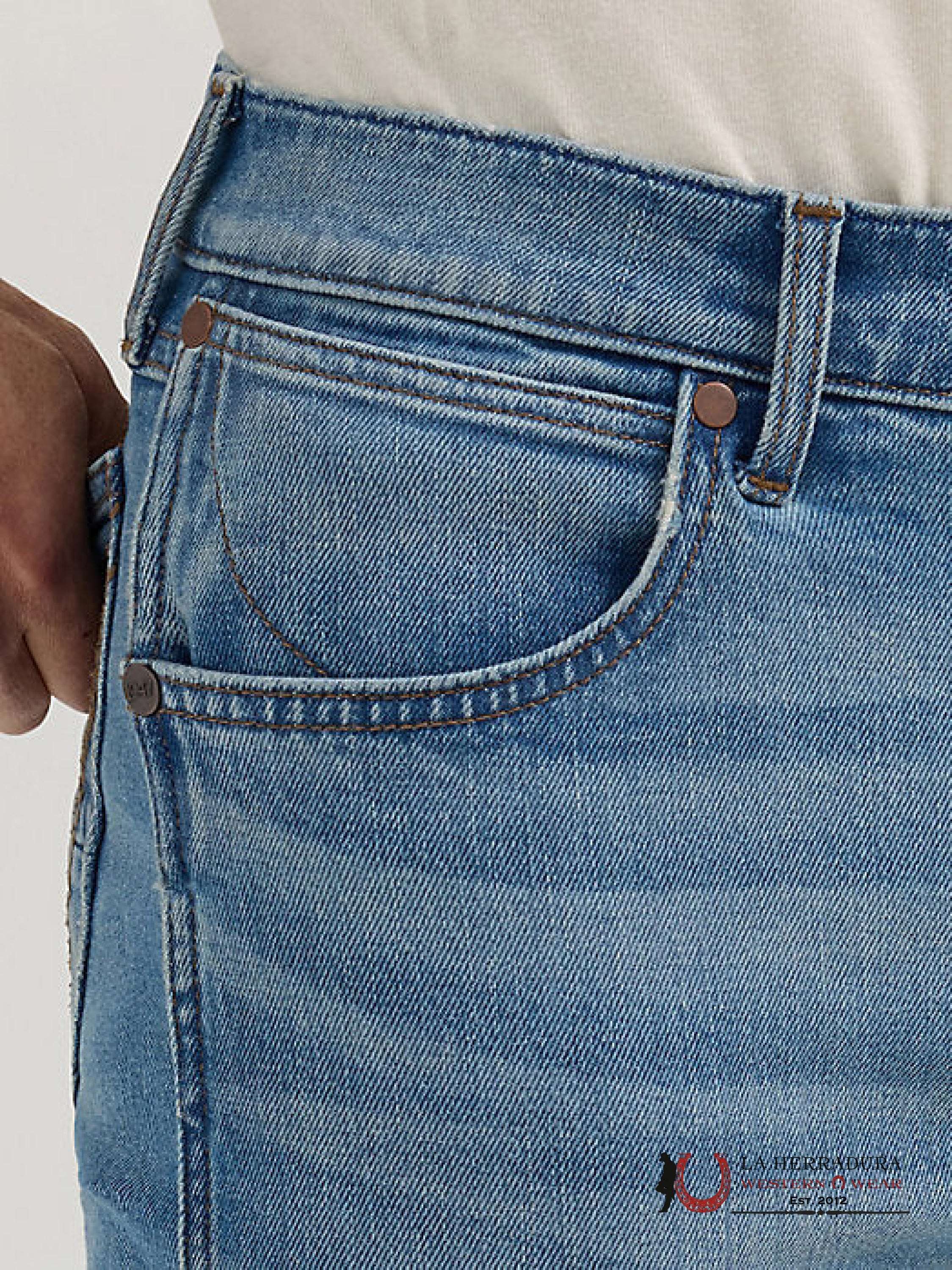 WRANGLER MEN’S JEANS RETRO SLIM BOOT: 5300-77MWZ WRANGLER JEANS