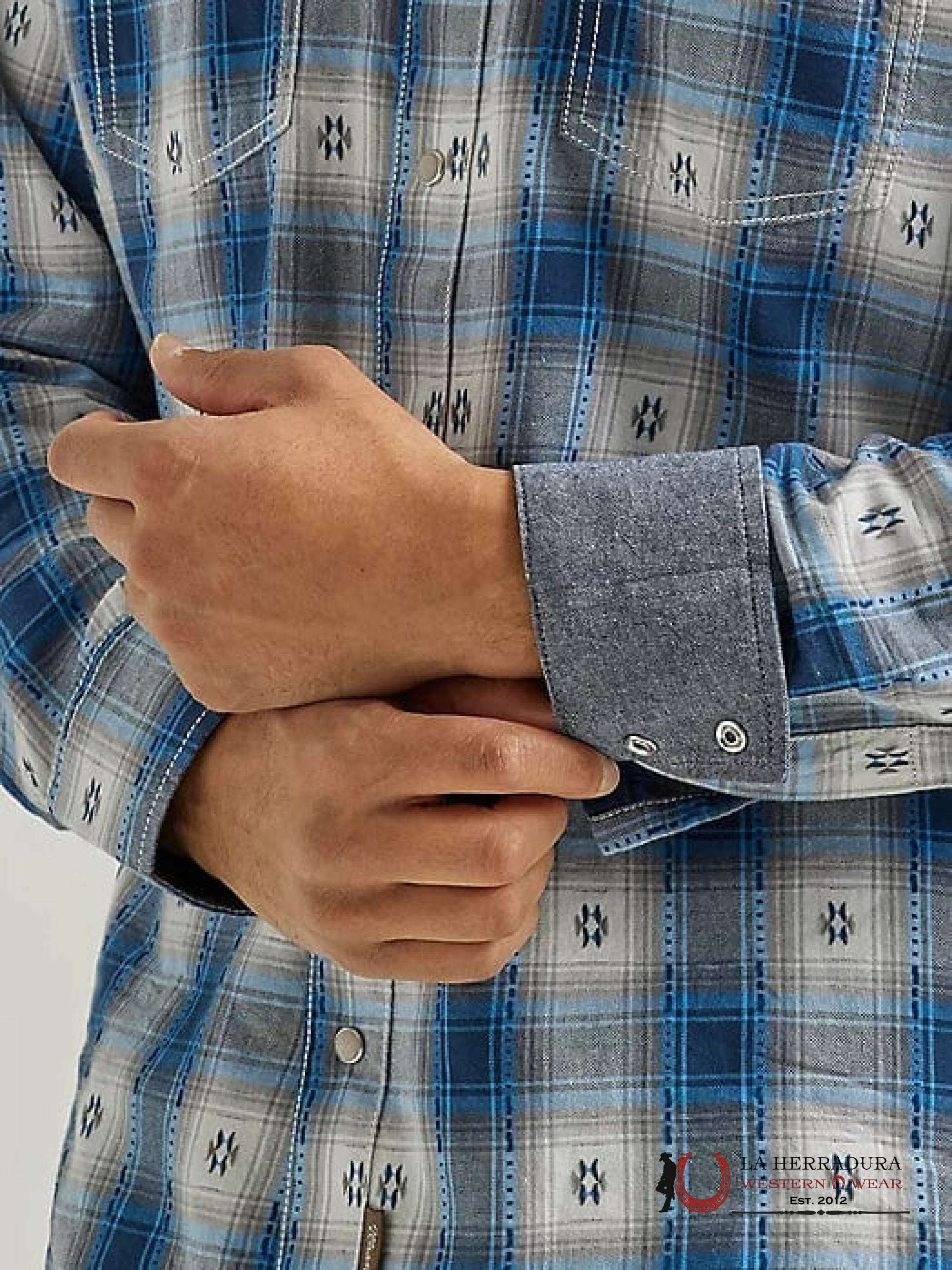 Wrangler Men’s Retro Blue Geo Overprint Long Sleeve Western Snap Shirt 112338151 Ropa Hombres