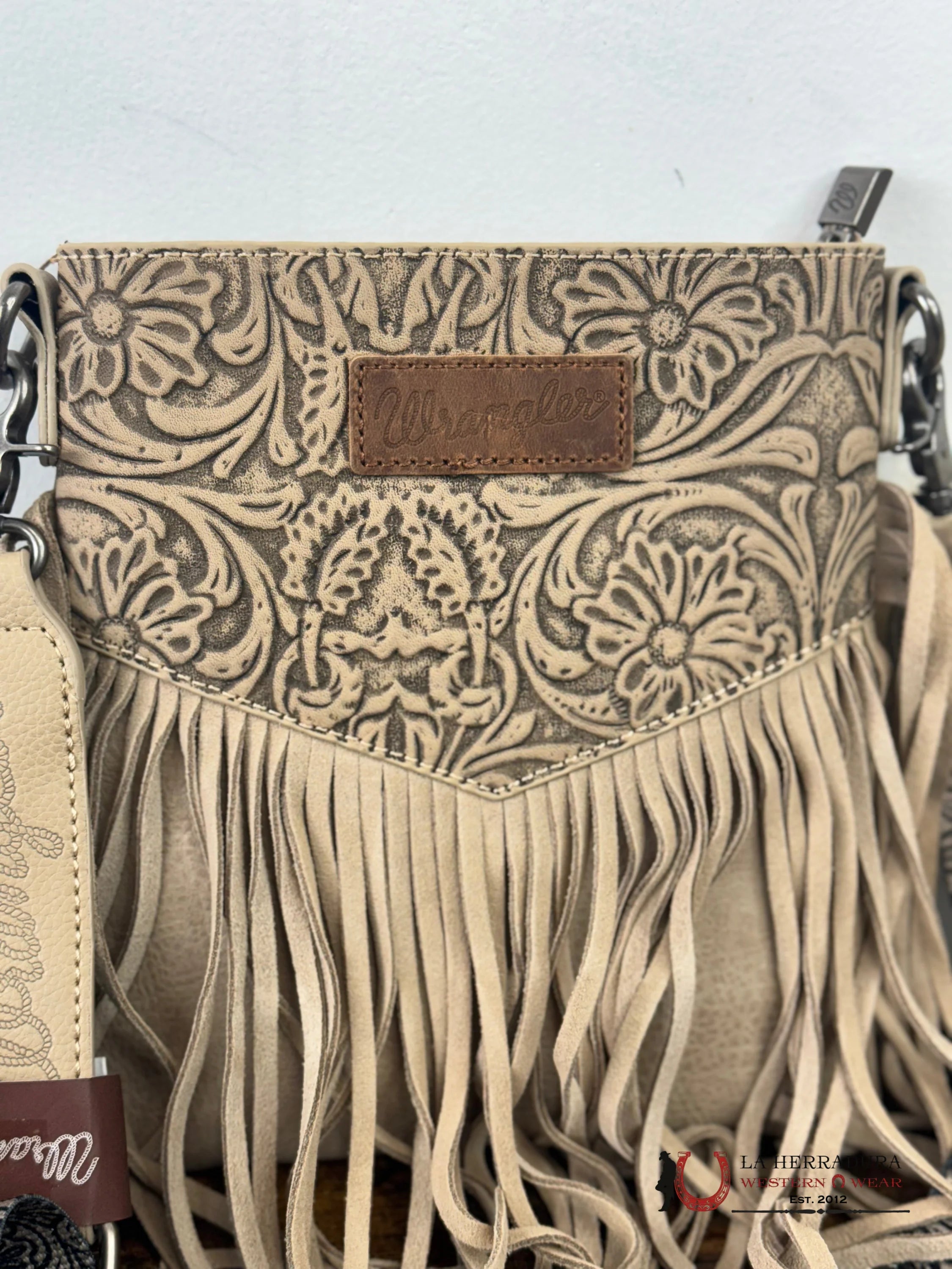 Wrangler Tan Hand Tooled Crossbody Ropa Mujeres