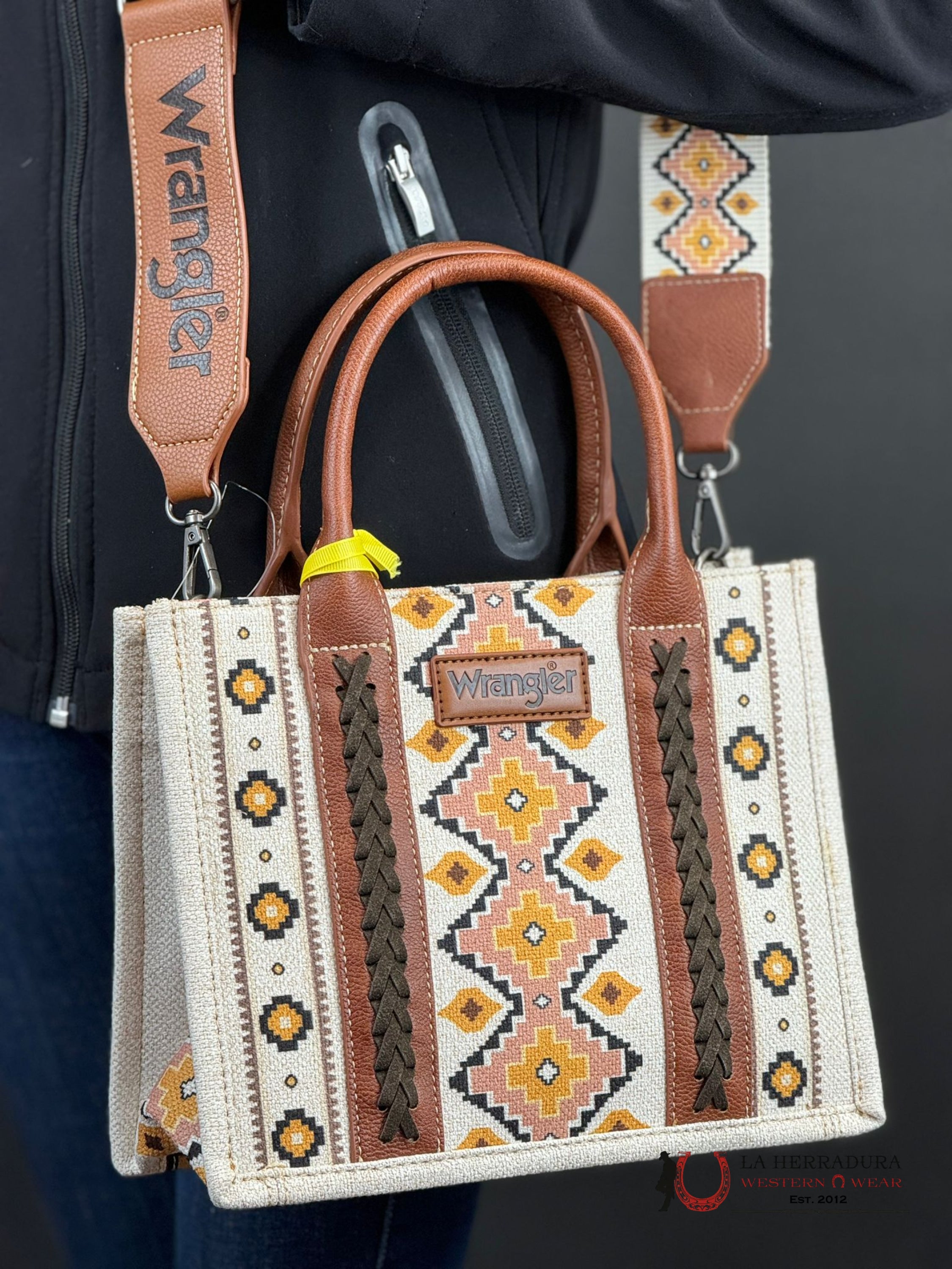 Wrangler White Multi Color Aztec Women’s Handbag Ropa Mujeres