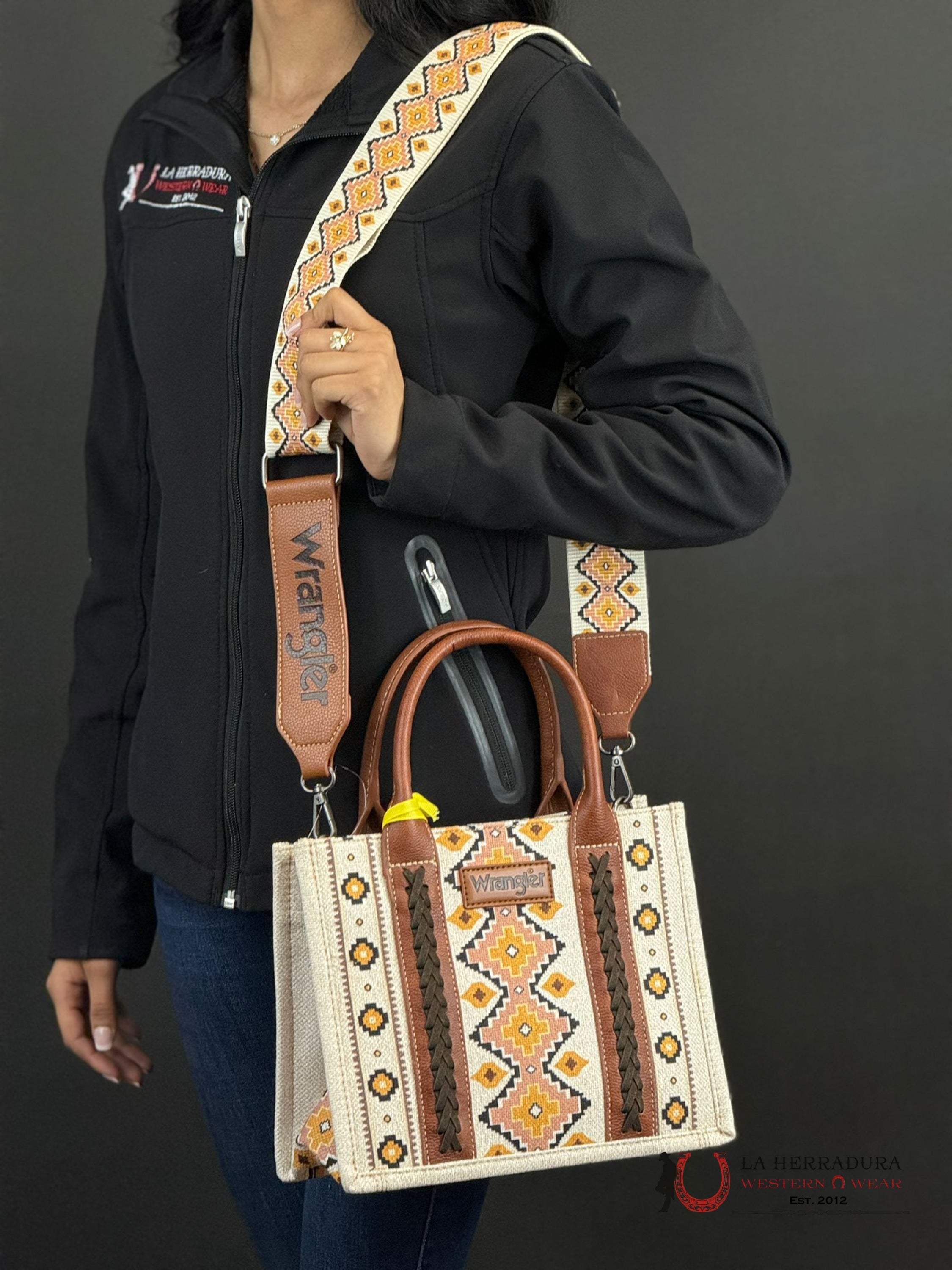 Wrangler White Multi Color Aztec Women’s Handbag Ropa Mujeres