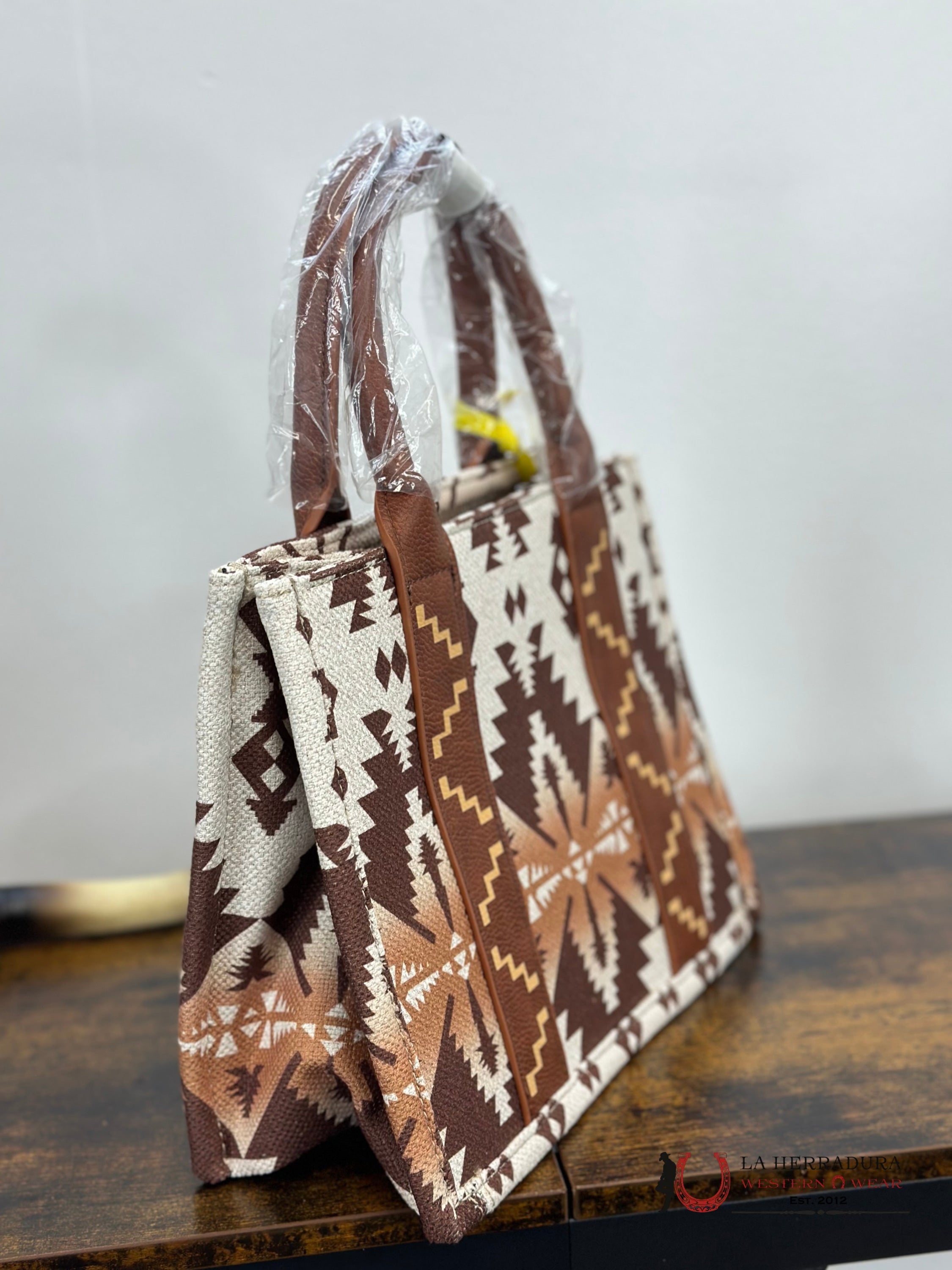 Wrangler White Sand Aztec Hand Bag Ropa Mujeres