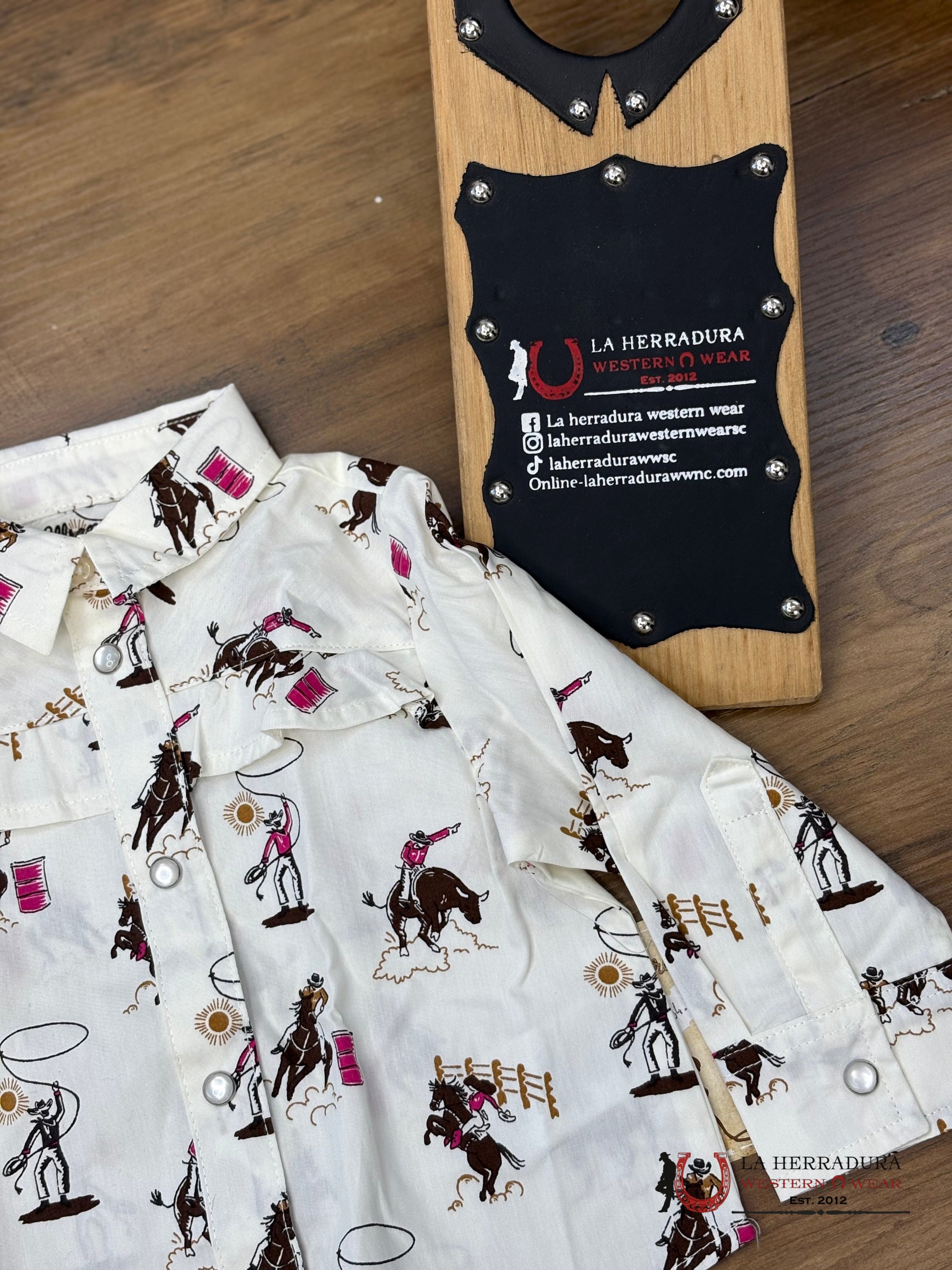 Wrangler White With Cowboy Prints Niños