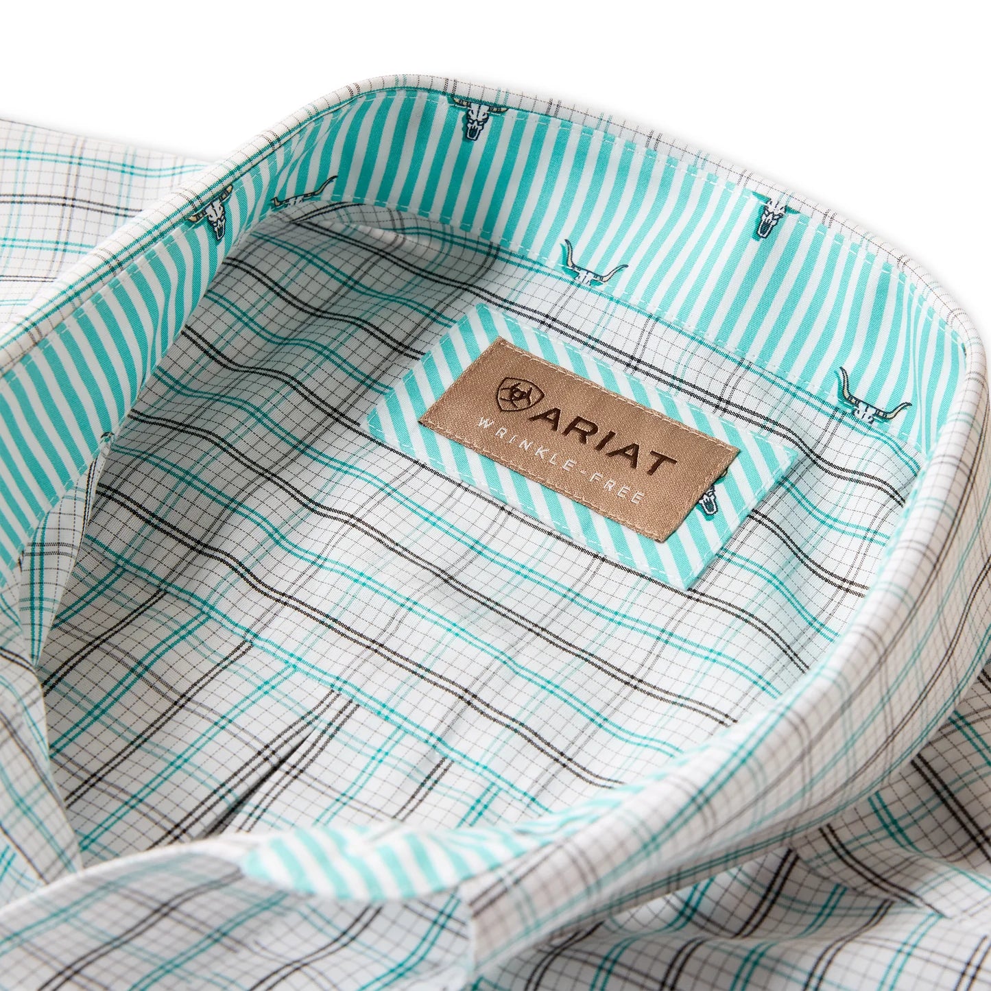 ARIAT CAMISA DE MANGA CORTA WF WINCHESTER SIN ARRUGAS CORTE CLÁSICO PARA HOMBRE - CUADROS BLANCOS MULTICOLOR 10073699