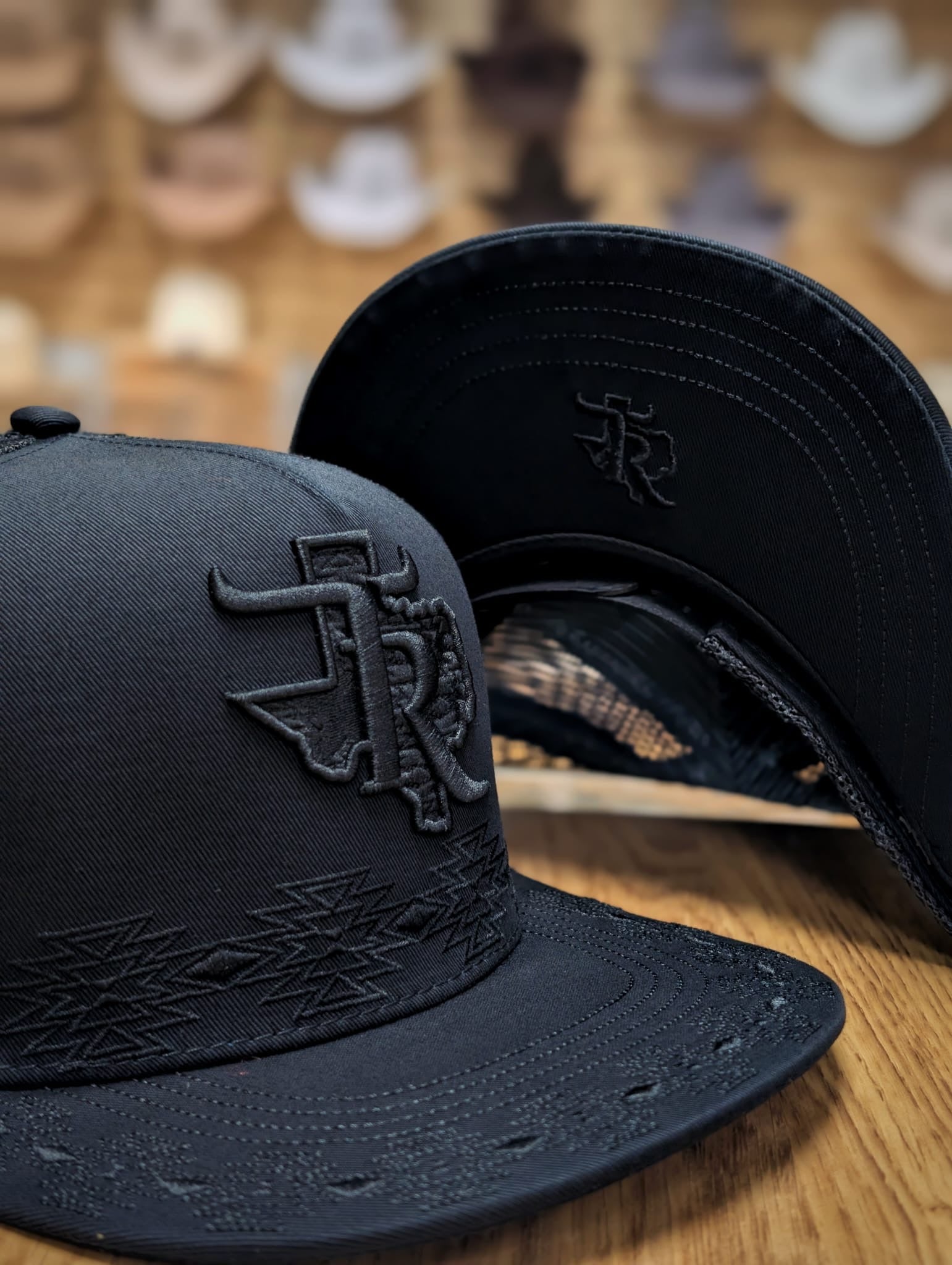 TEXAS RANCH DARCK NIGHT NUEVA GENERACIÓN GORRA