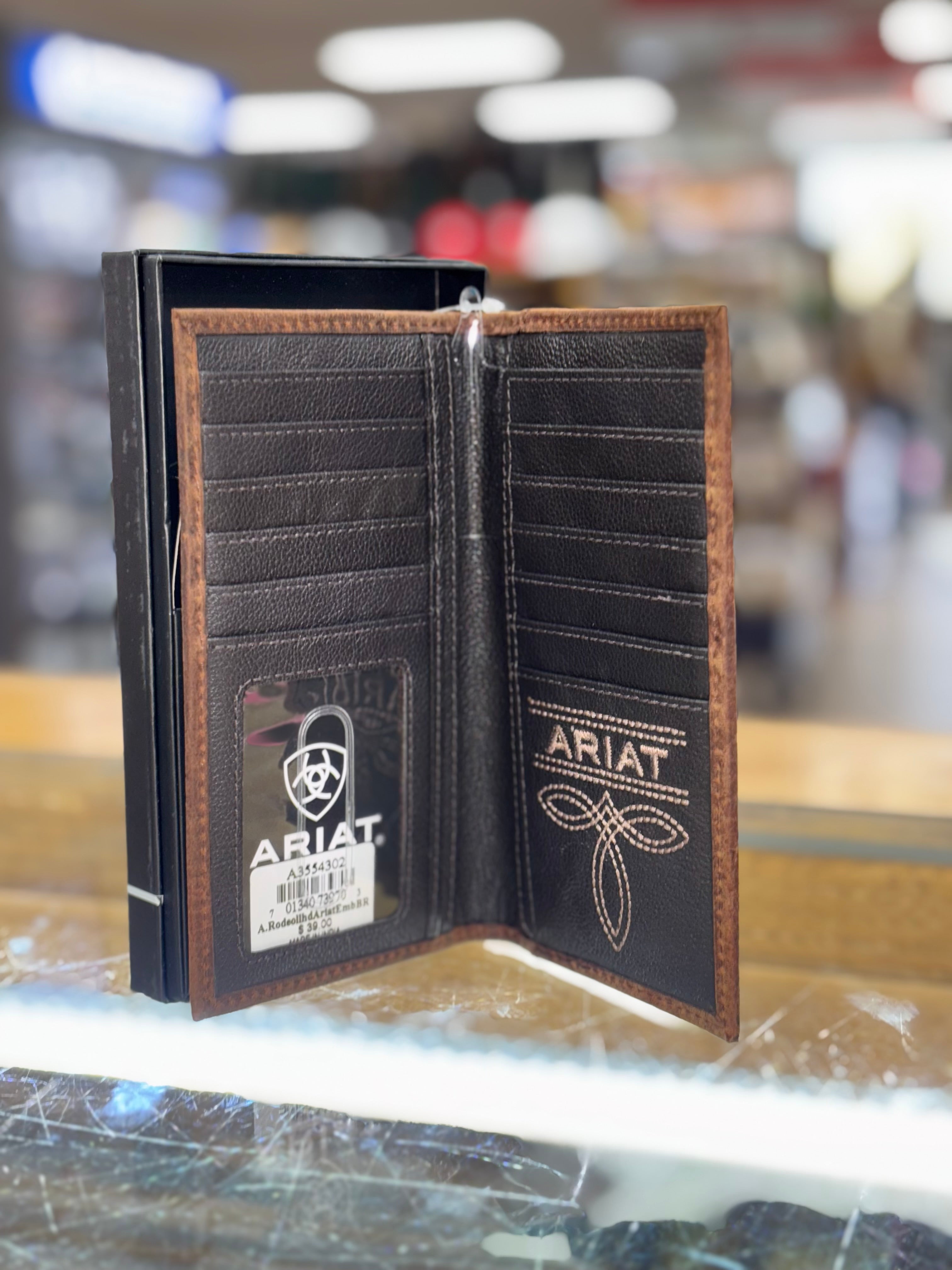 ARIAT RODEO WALLET CHECKBOOK COVER BROWN CON LETRAS