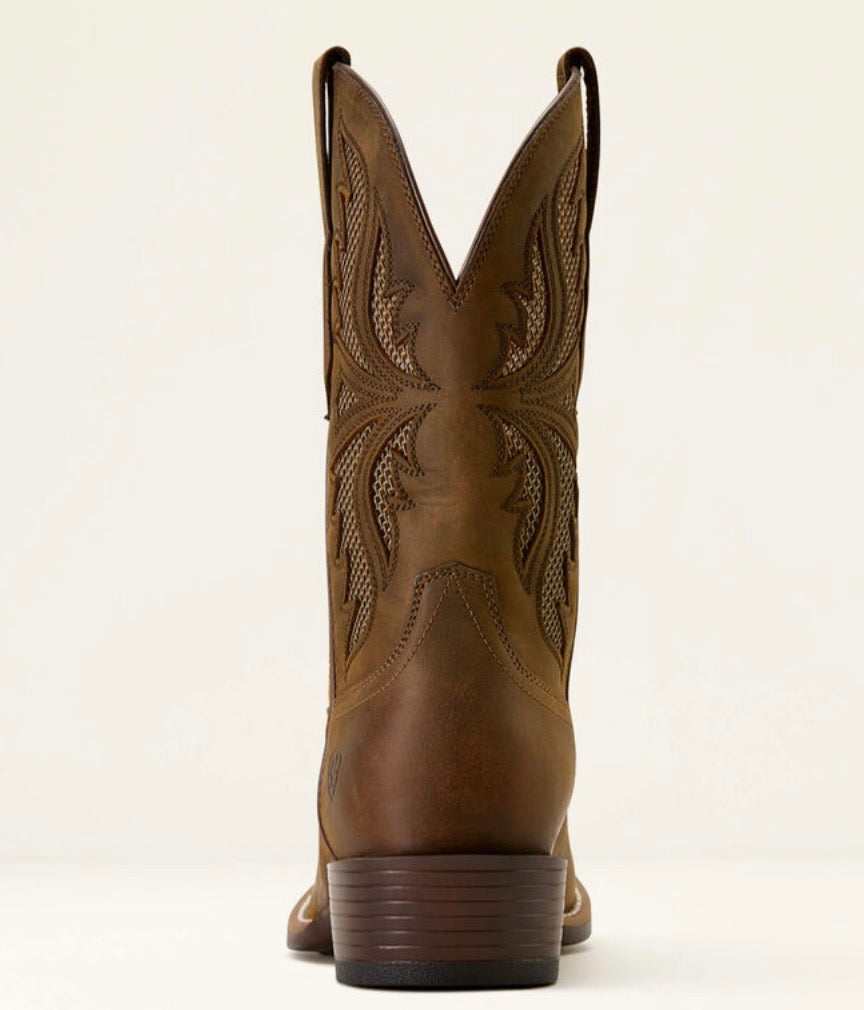 ARIAT MENS BOOT CLEARWATER VentTEK™ DISTRESSED BROWN NARROW CUTTER 10074234