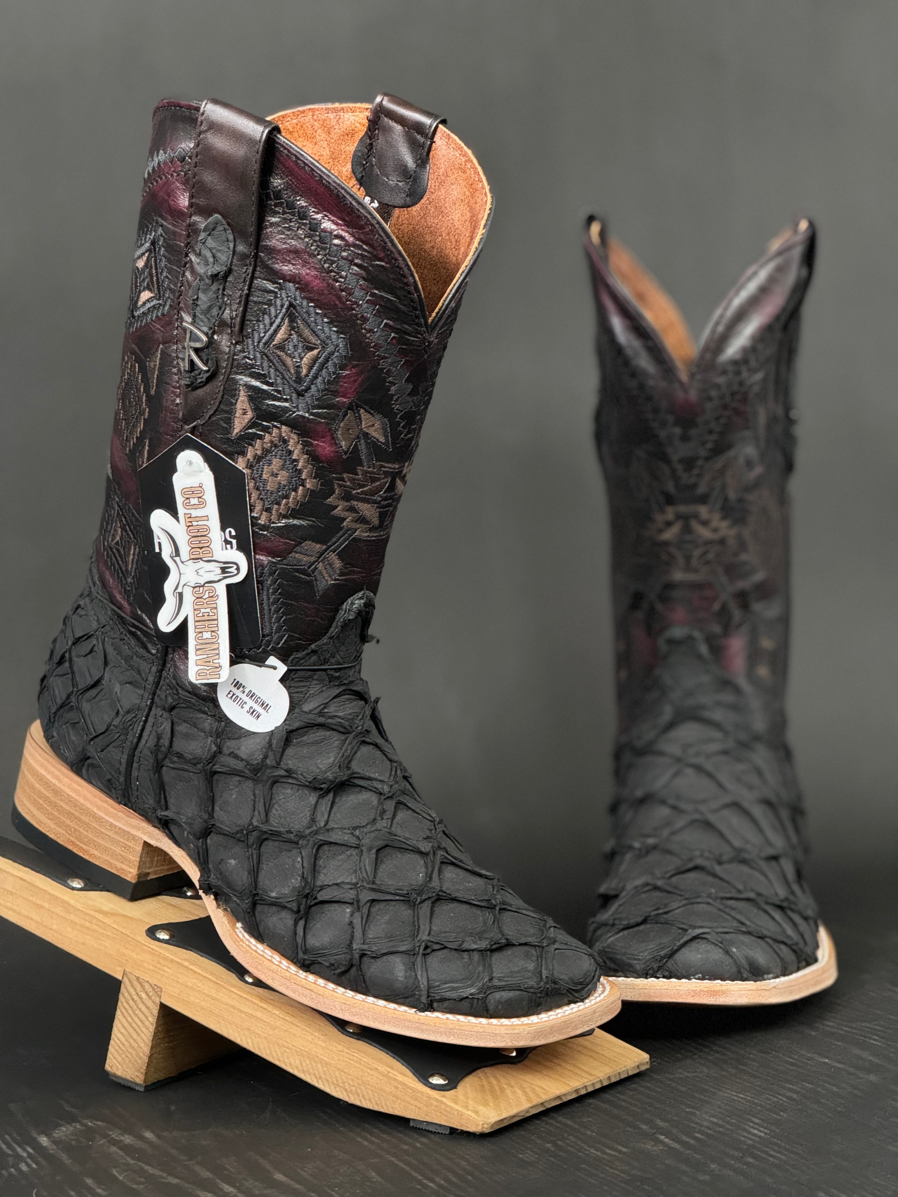 BOTAS CUADRA ESTILO RODEO AVESTRUZ BLACKCHERRY LASER &amp; BORDADO S