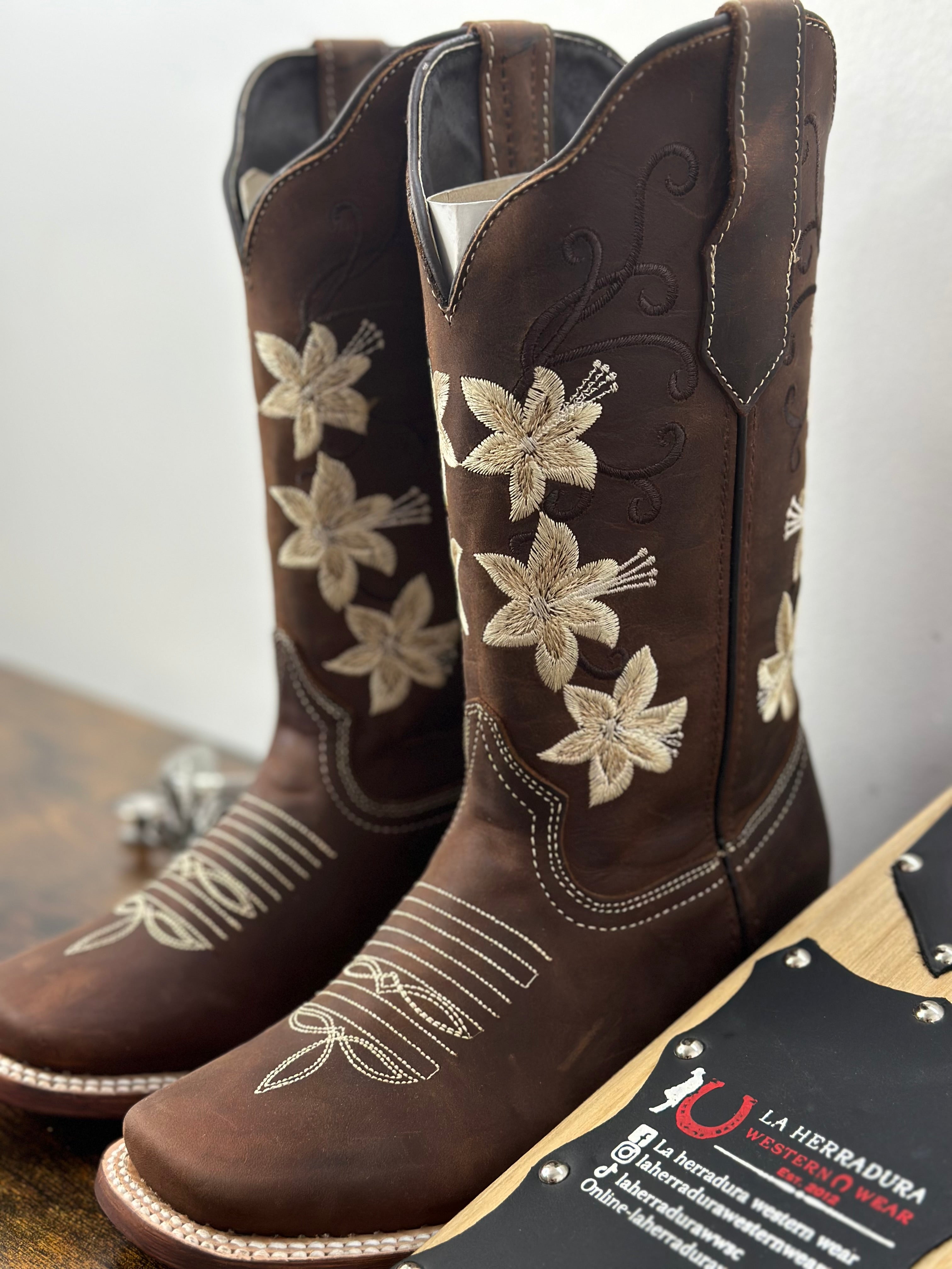 AGAVE KARINA CRAZY CHOCOLATE SQUARE TOE BOOT