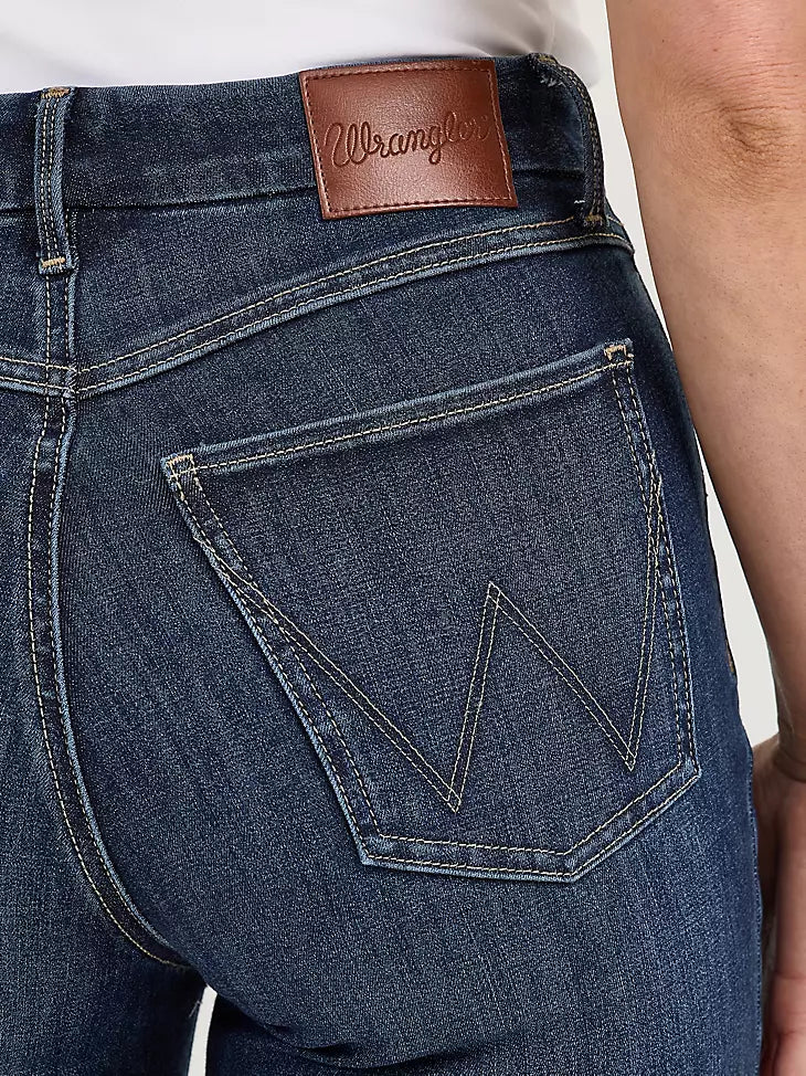 WOMEN'S WRANGLER BESPOKE ALEXANDRA HIGH RISE TROUSER JEAN
- 112367600