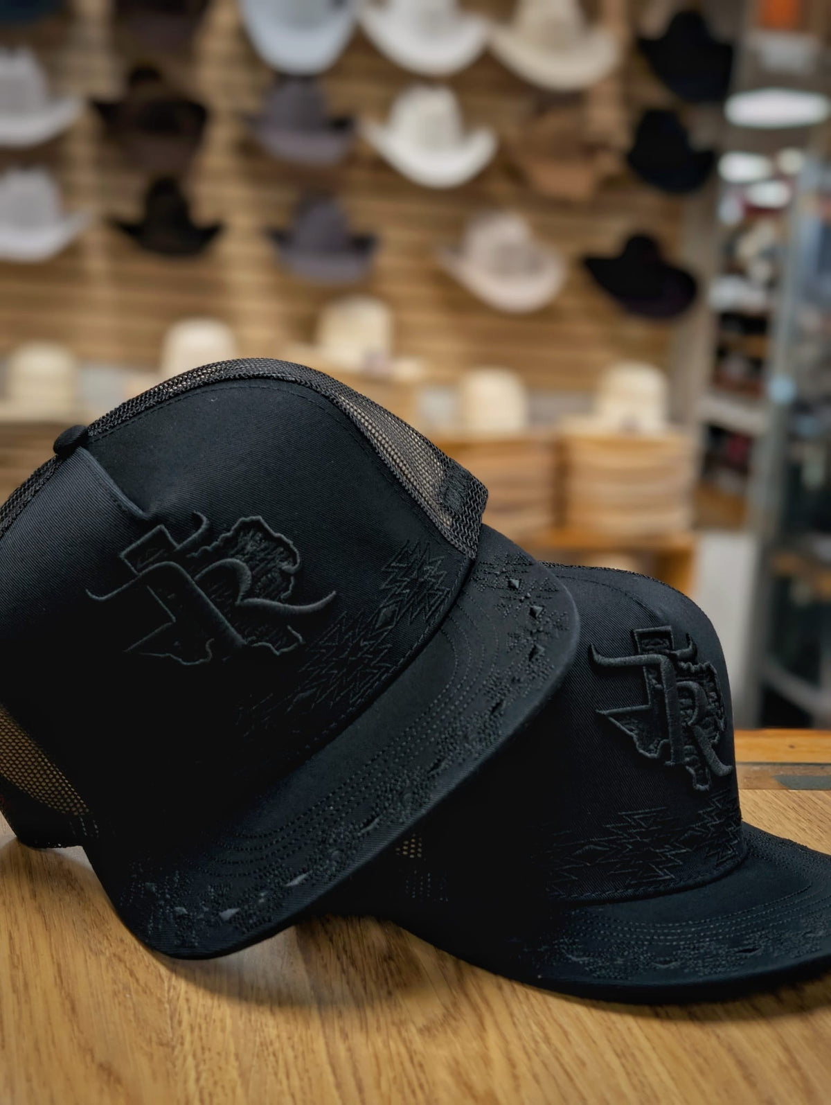 TEXAS RANCH DARCK NIGHT NUEVA GENERACIÓN GORRA