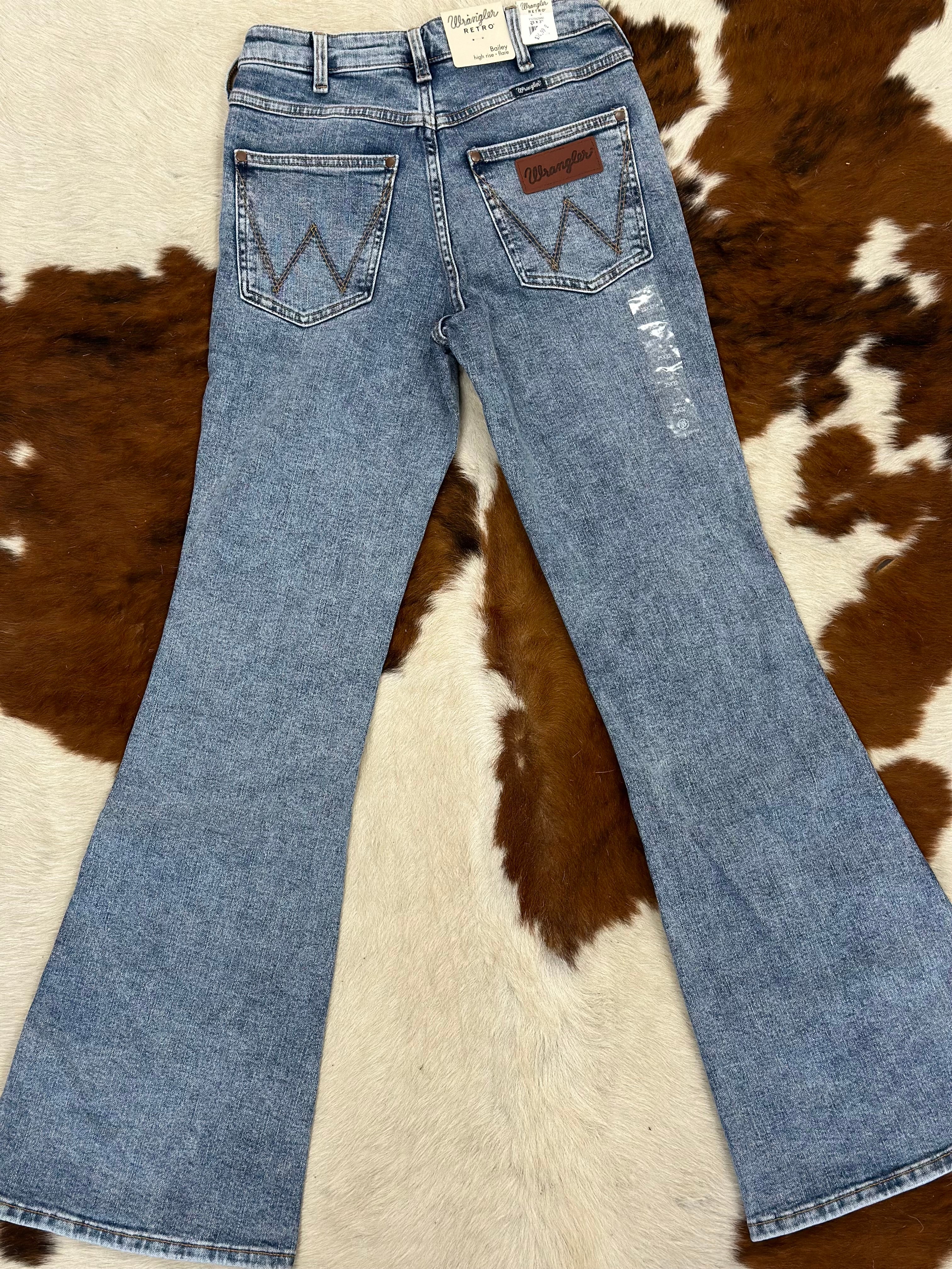 WOMENS WRANGLER BAILEY ACID WASH FLARE JEAN