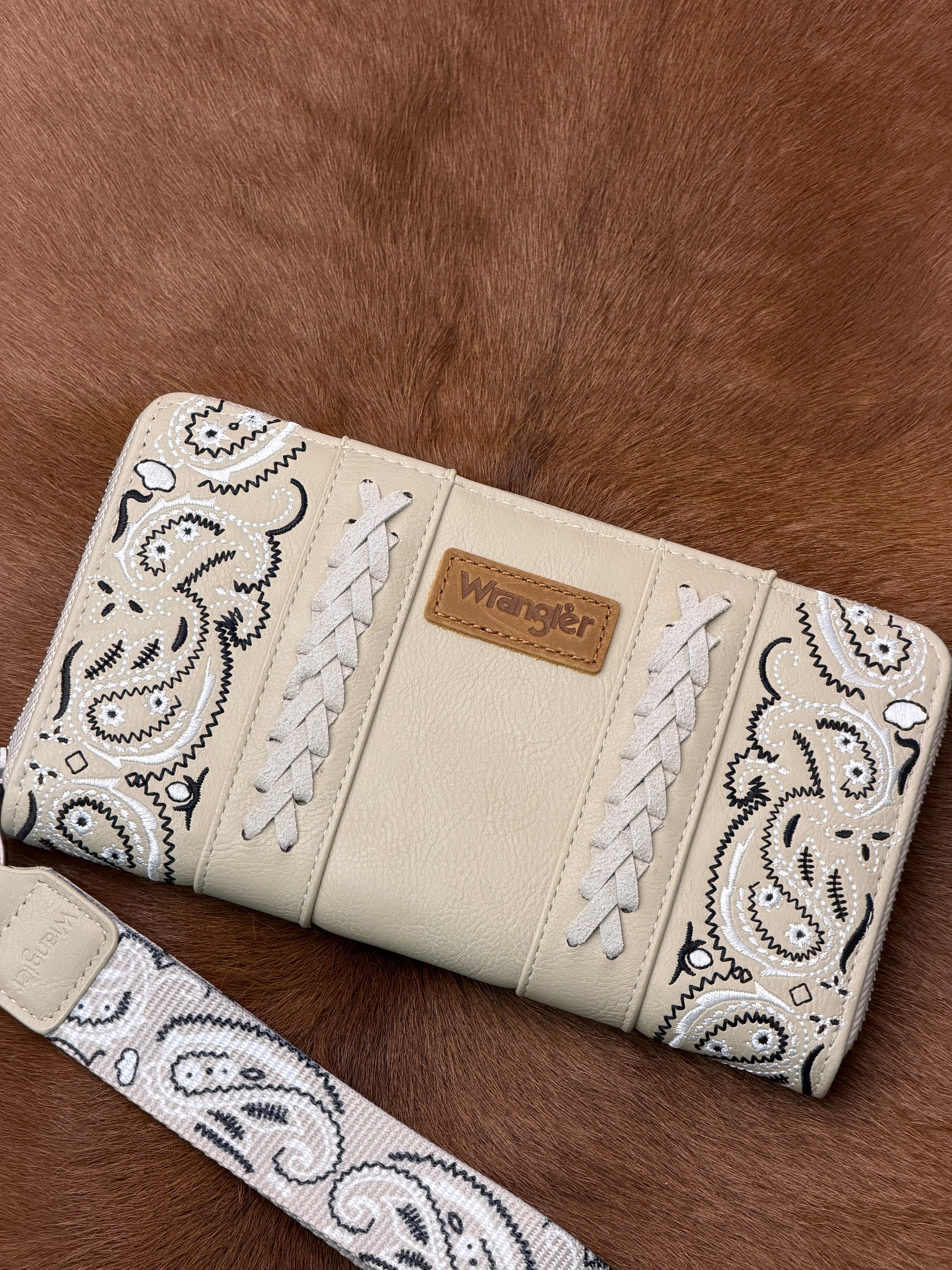 WRANGLER HAND HELD BAG TAN W115TN