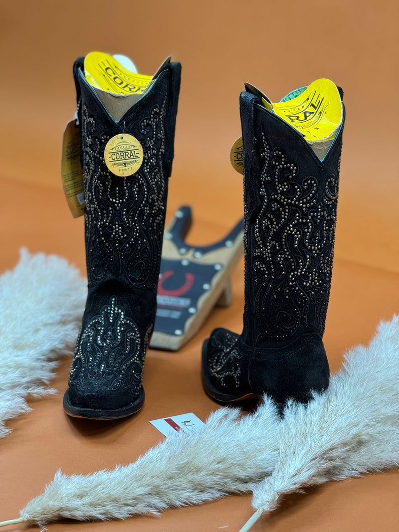 CORRAL BLACK EMBROIDERY & CRYSTALS POINT TOE BOOT C4100