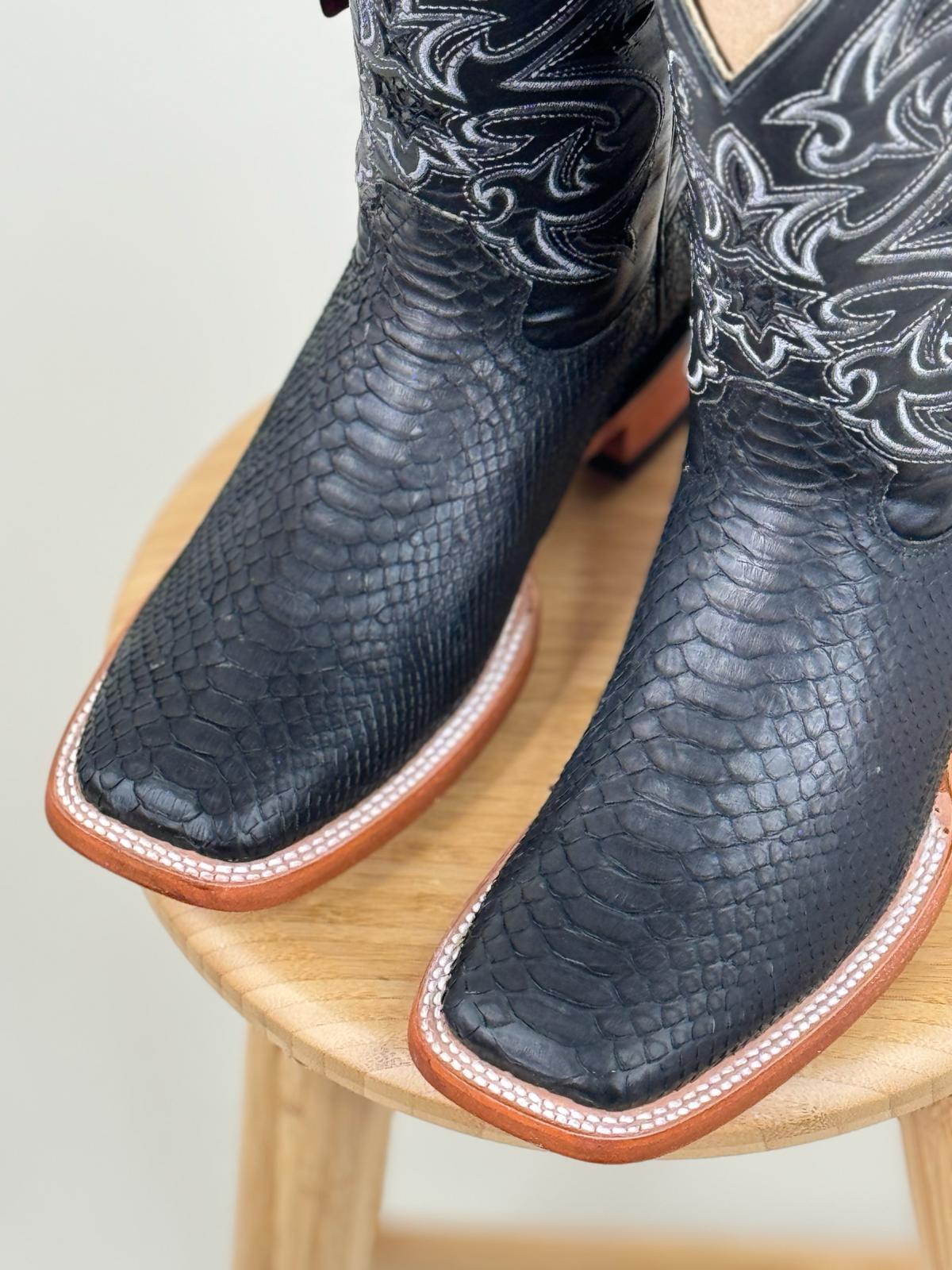 BOTAS ARANGO PRO-RODEO EXOTIC COCO BELLY NEGRO