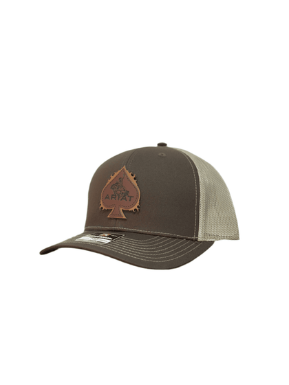 GORRA ARIAT DE LONA COLOR CANELA Y MARRÓN