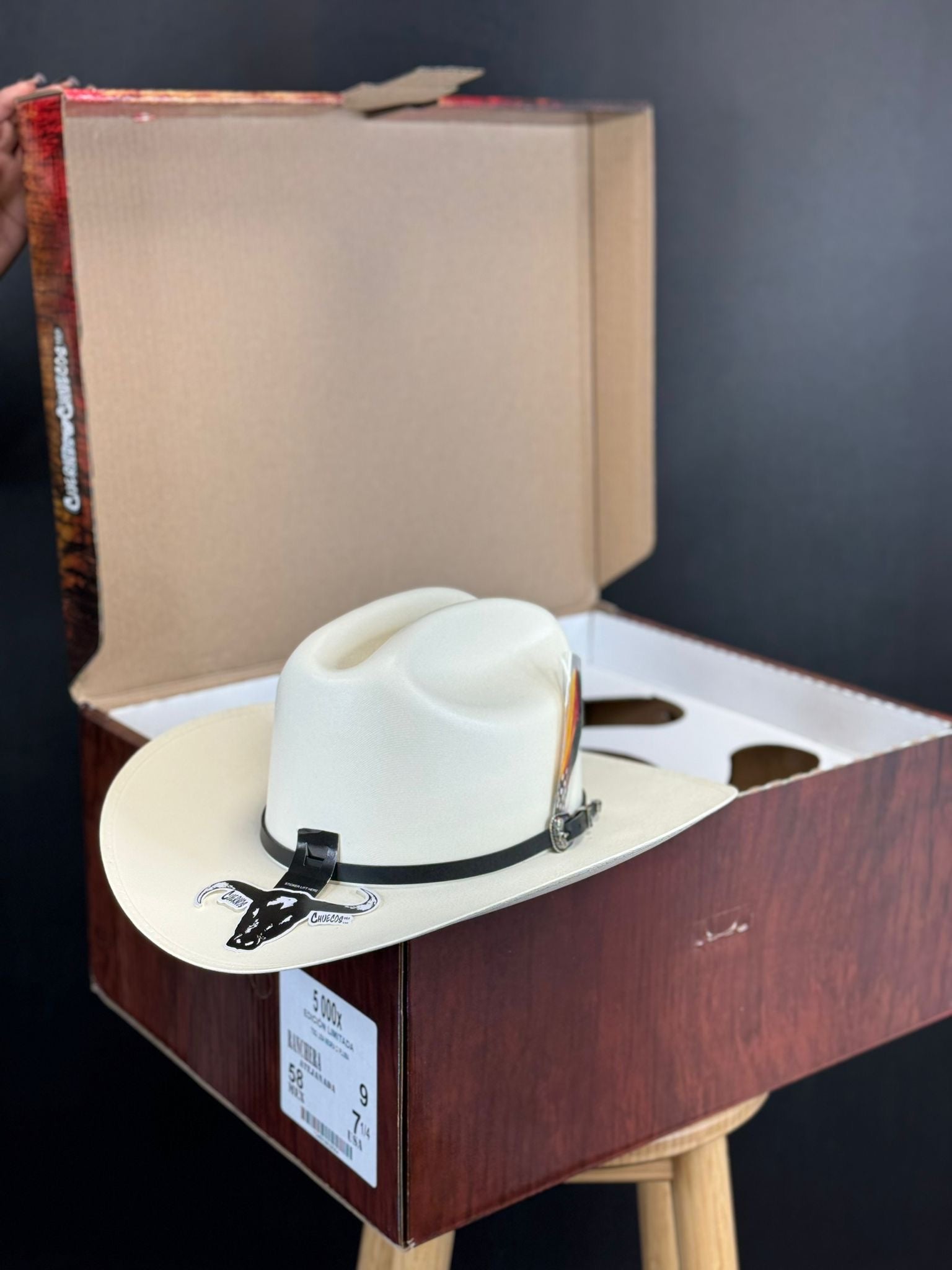 CUERNOS CHUECOS 5000X LIMITED EDITION STRAW HAT RANCHERA ATEJANADA