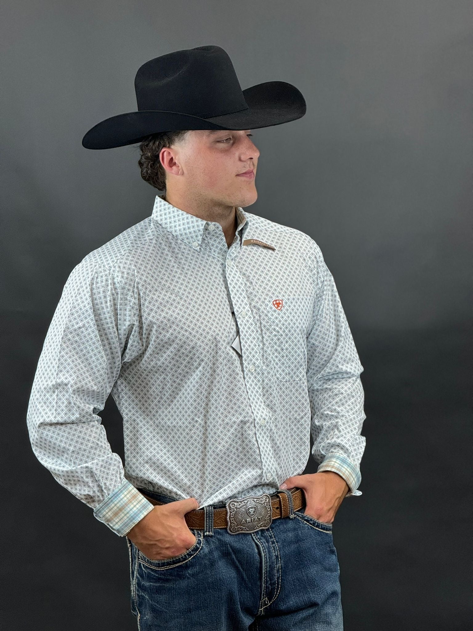 ARIAT IRVING WHITE LONG SLEEVE SHIRT