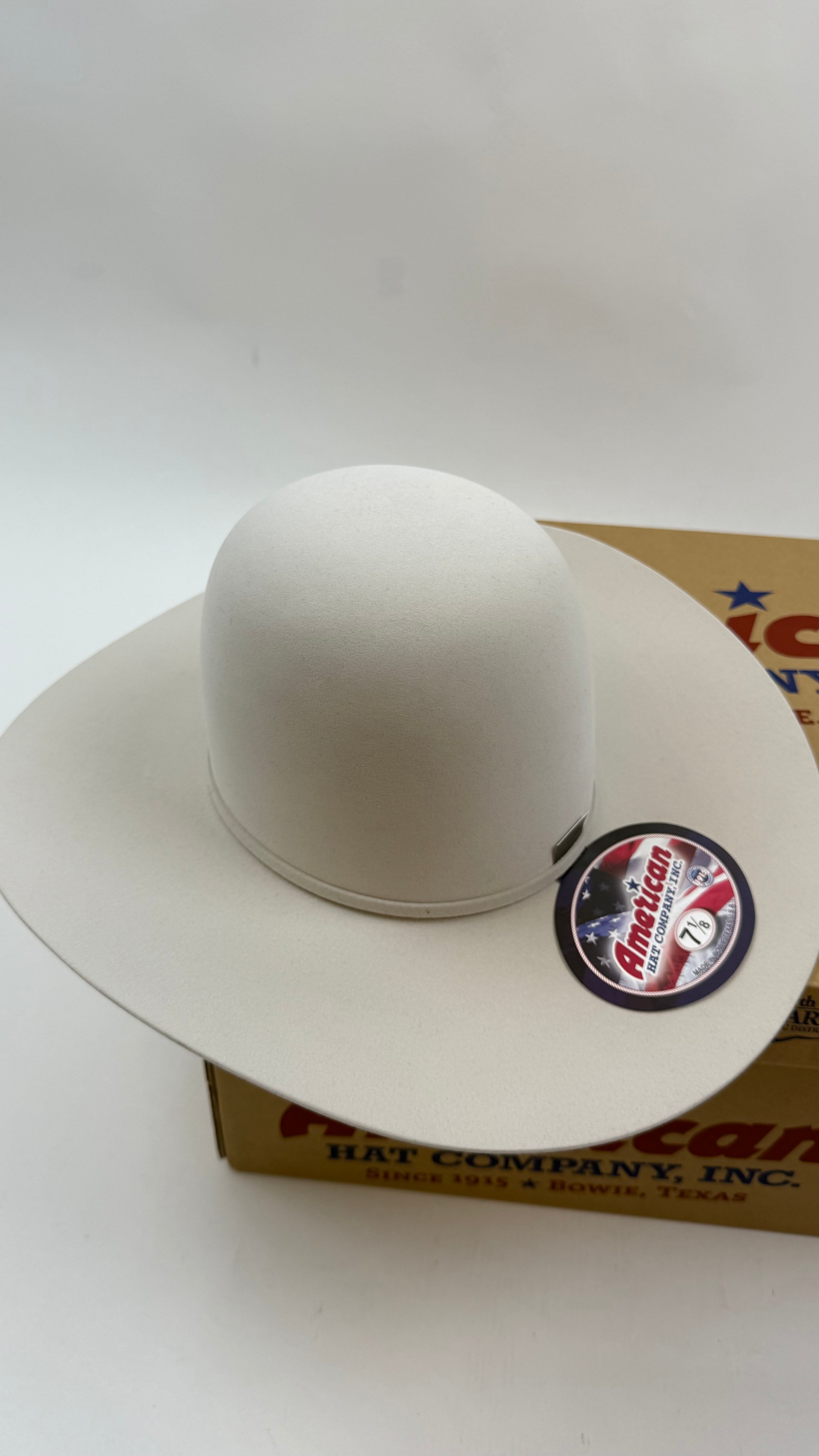 200X American Open Crown Silver Sand