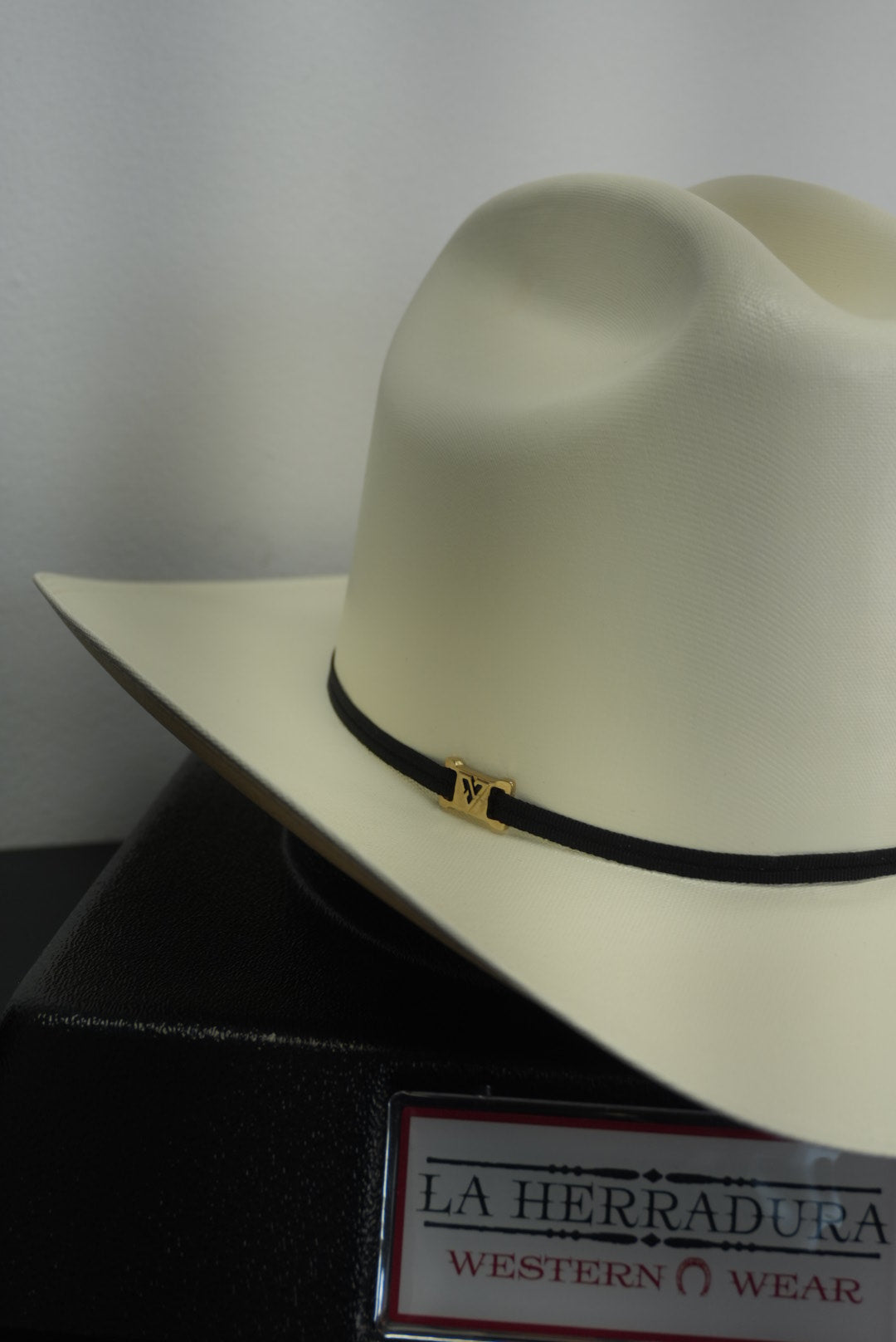 VALTIERRA 5000X COPA CHICA BRIM 3 1/2 ESTILO SINALOA