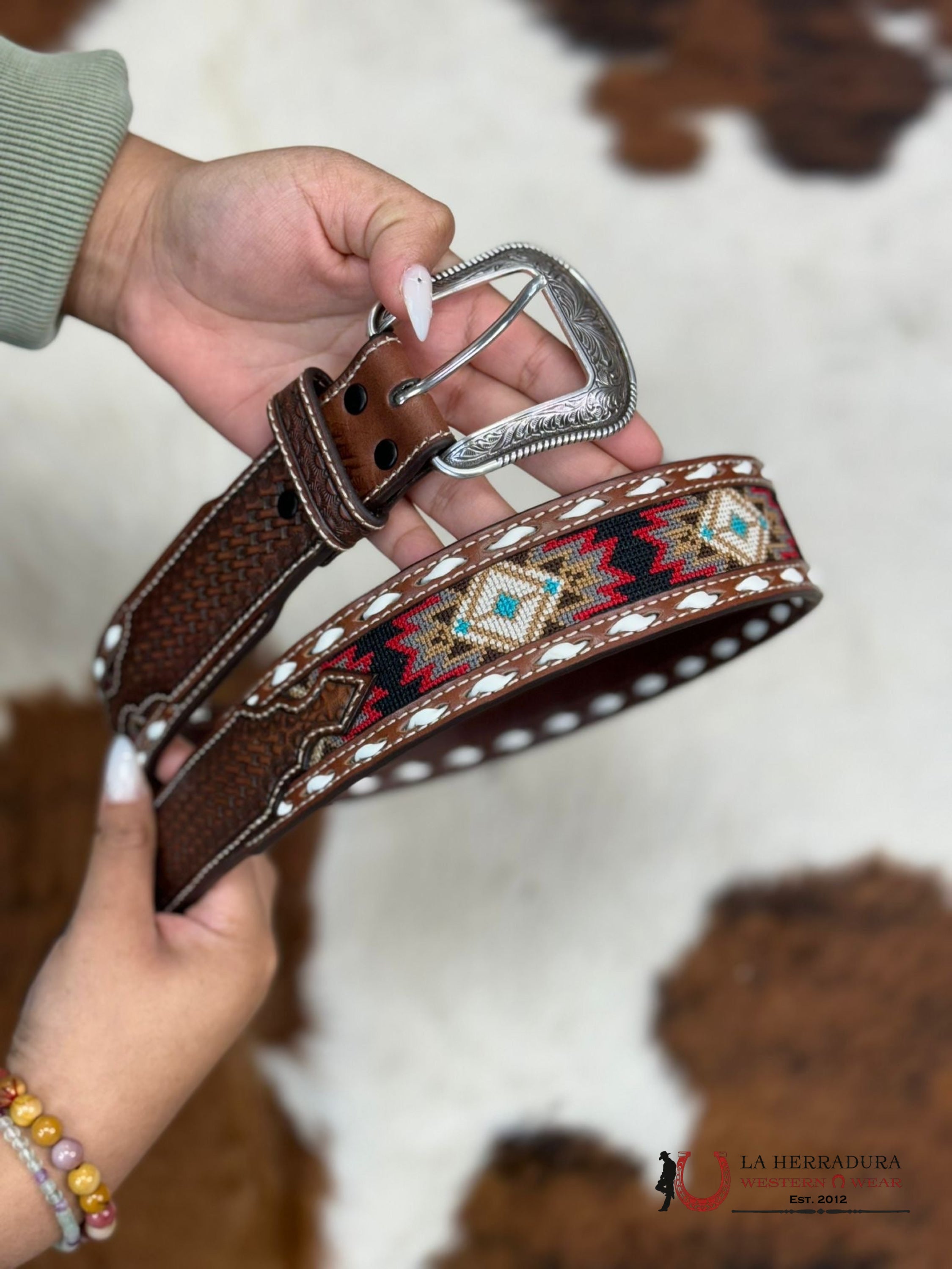 3D Belt Company Cinturón Aztec Stitched Red Balck White Detail Cinturones Hombres